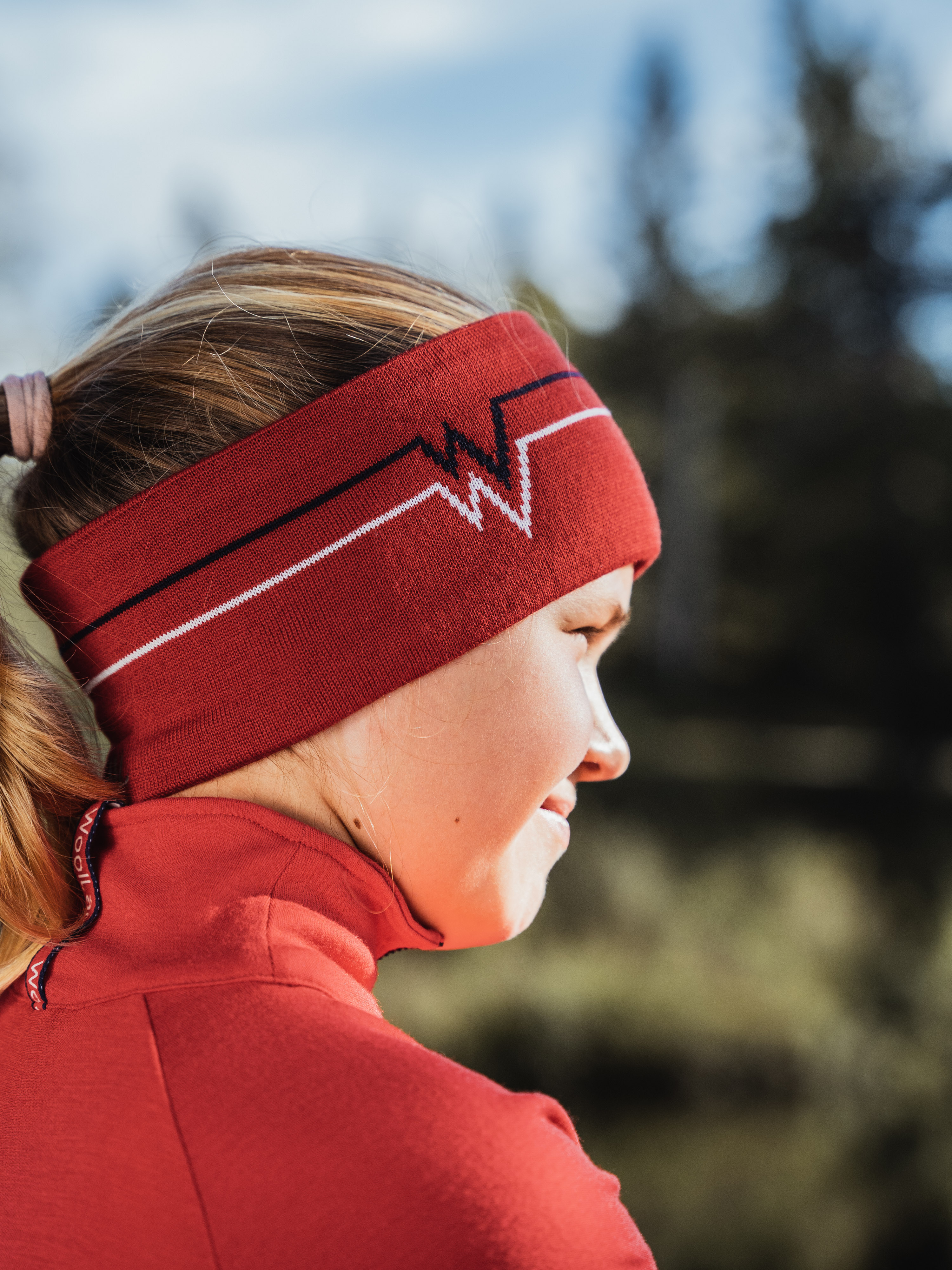 Juvass strikket pannebånd Red