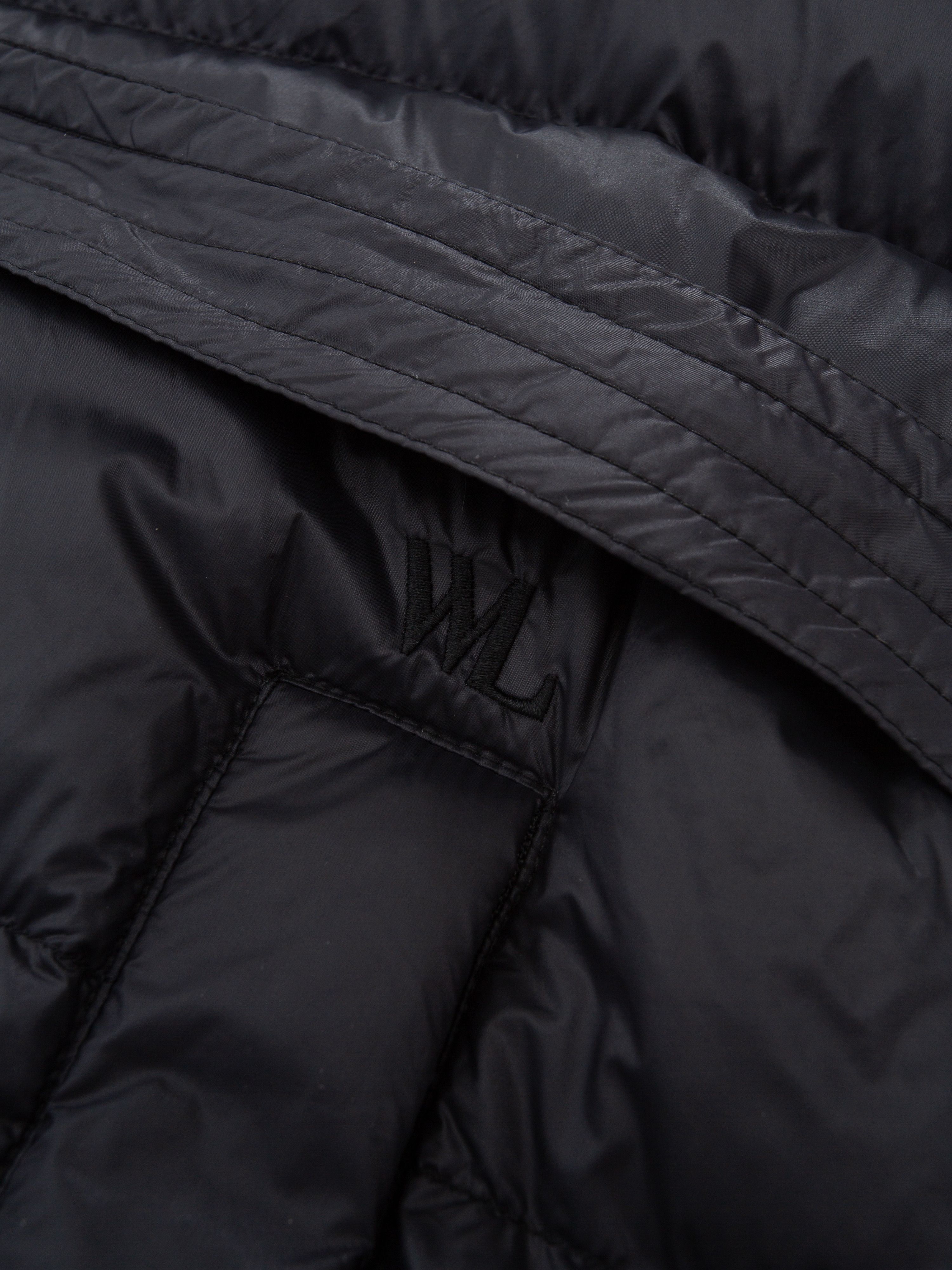 Nesfjellet Dunvest Black