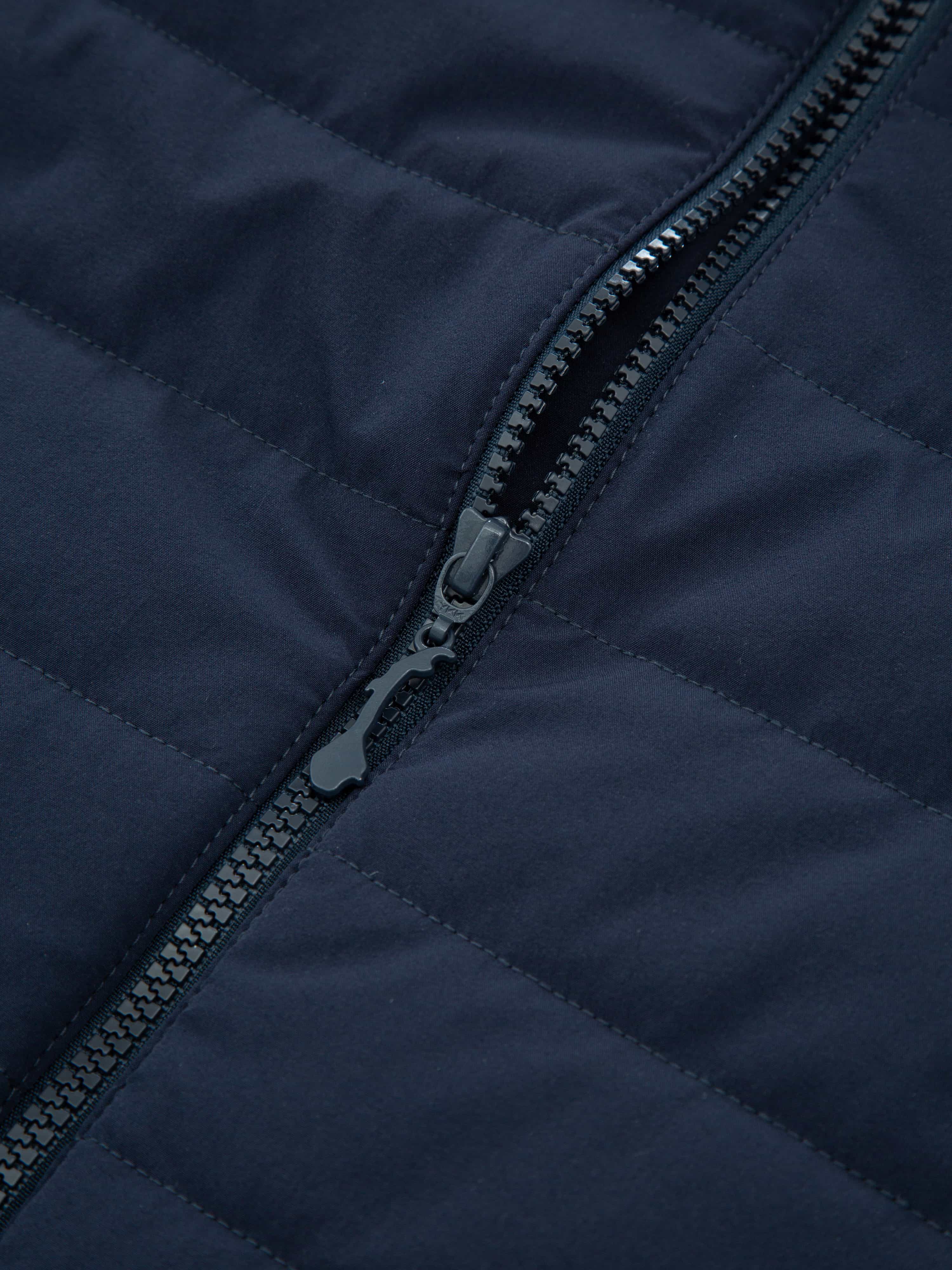 Besseggen Vest Dark Blue