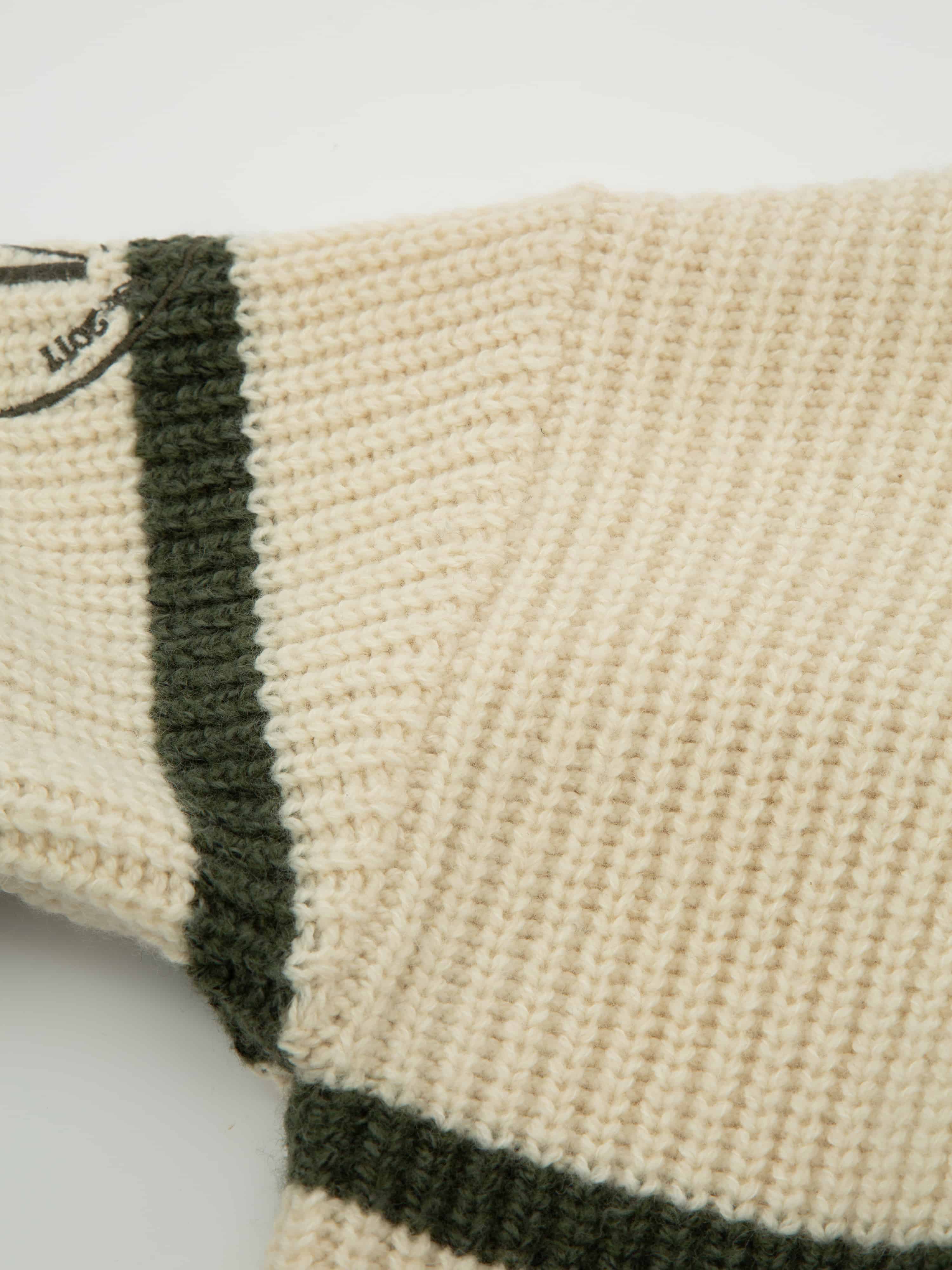 Lomseggen Strikkegenser White Swan