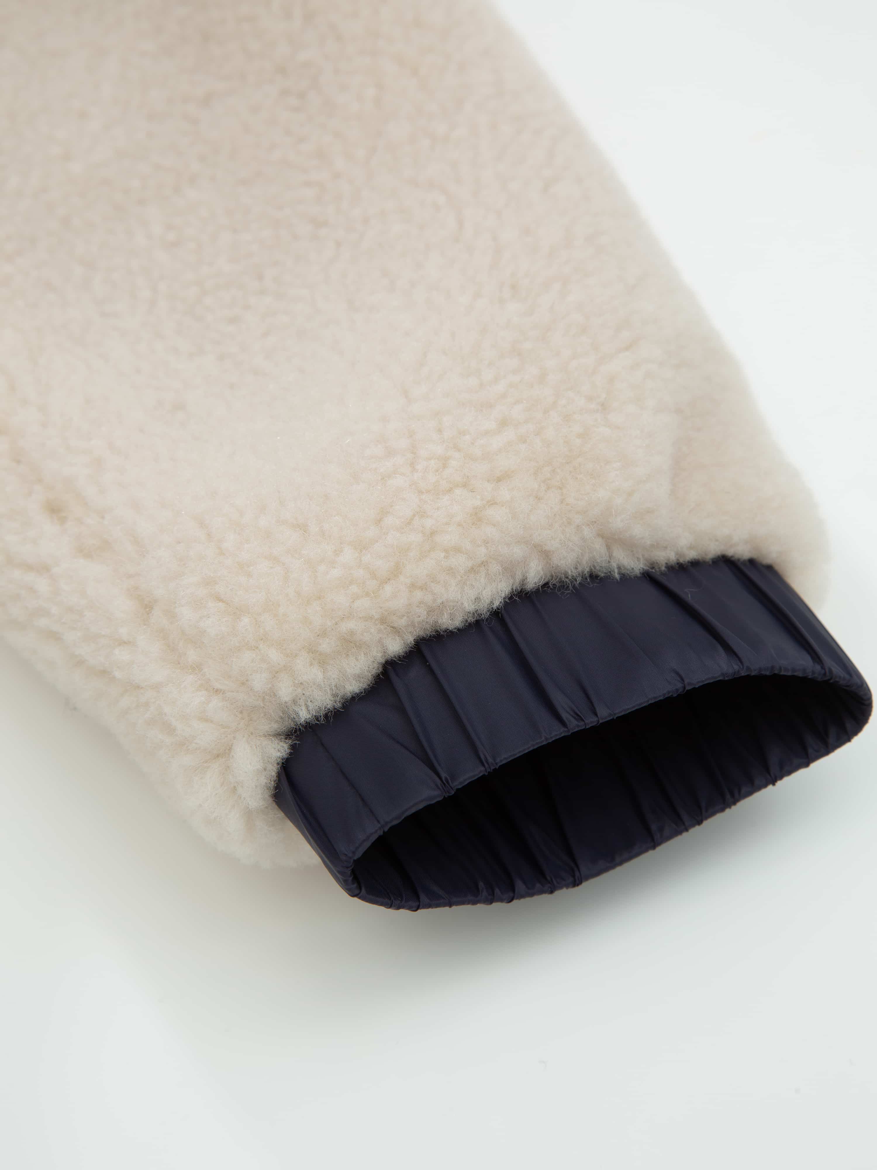 Stryn Fleece Jakke Beige