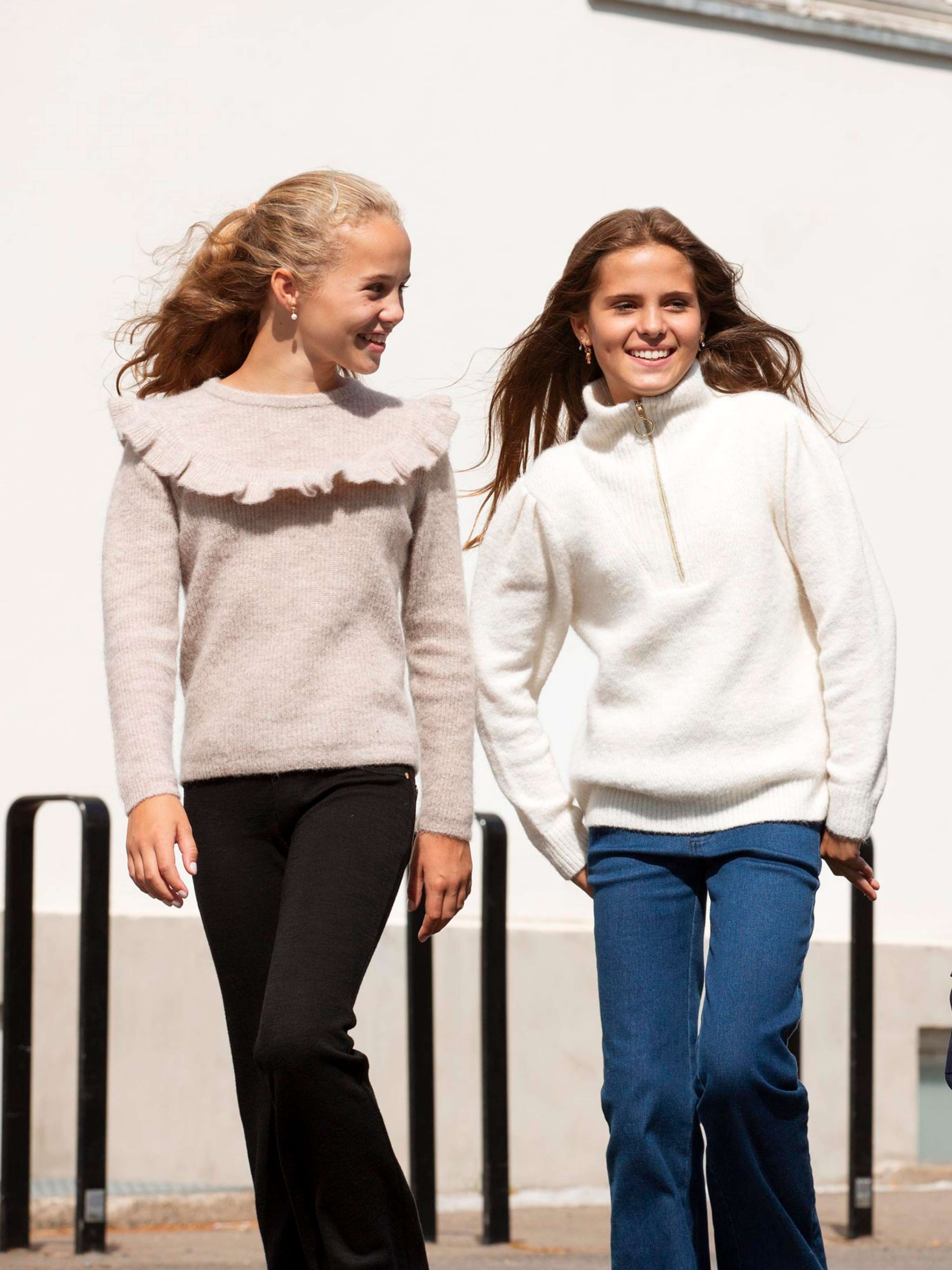 Vågå Strikket Ullgenser Light Sand