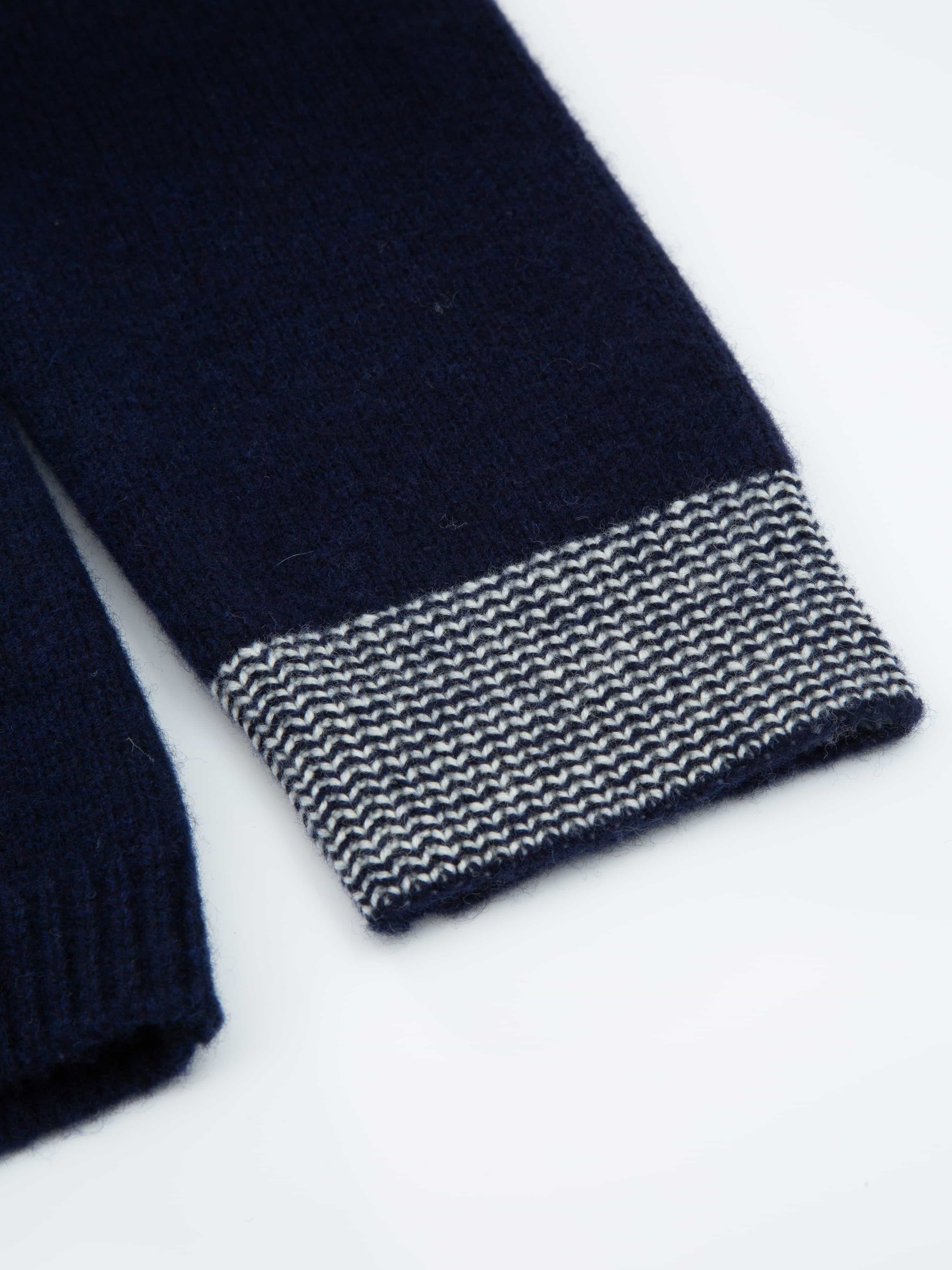 Galdhøpiggen Strikkegenser Blue Ink