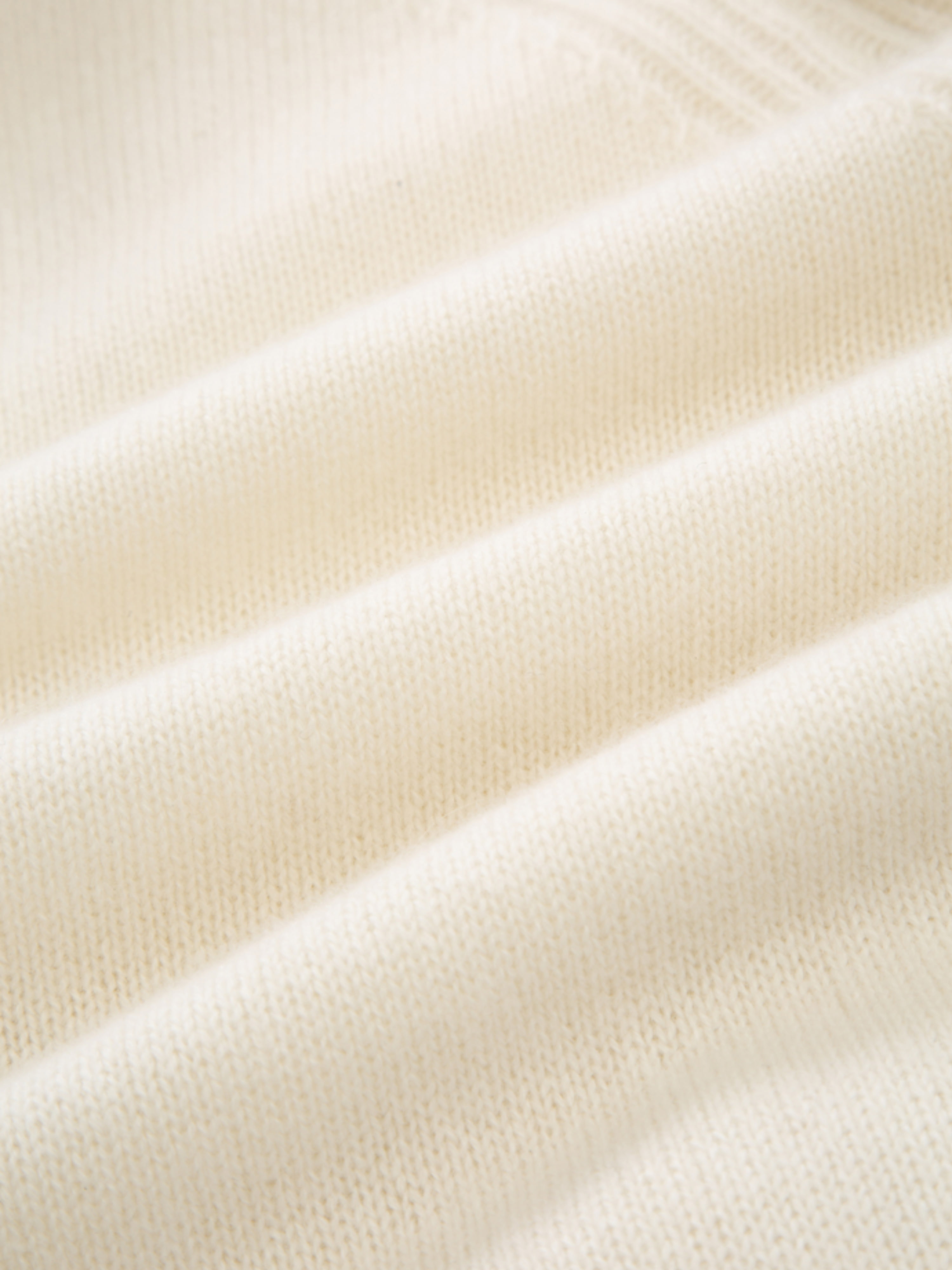 Justatinden Strikkejakke Snow White