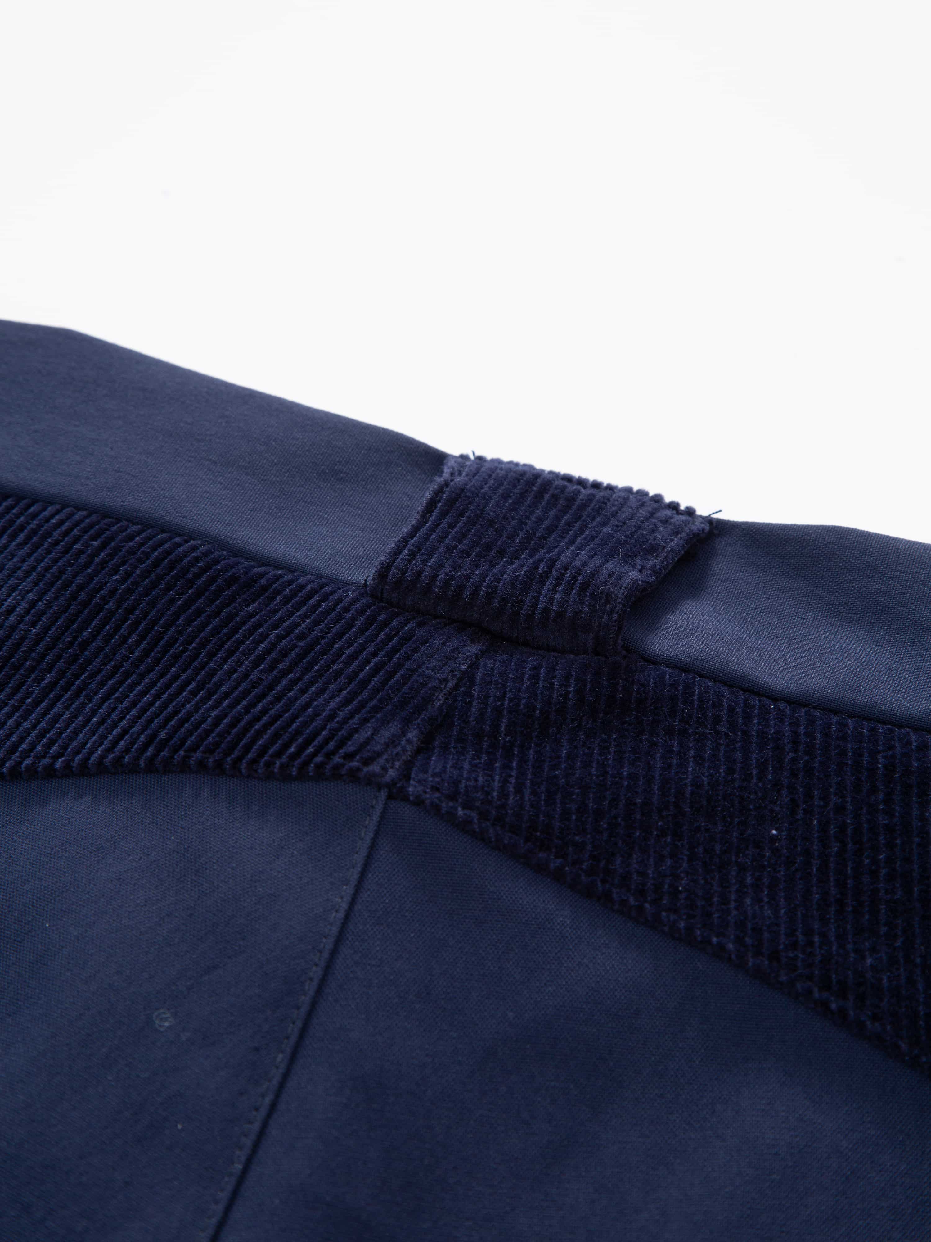 Romsdalseggen Cord Shorts  Blue Ink