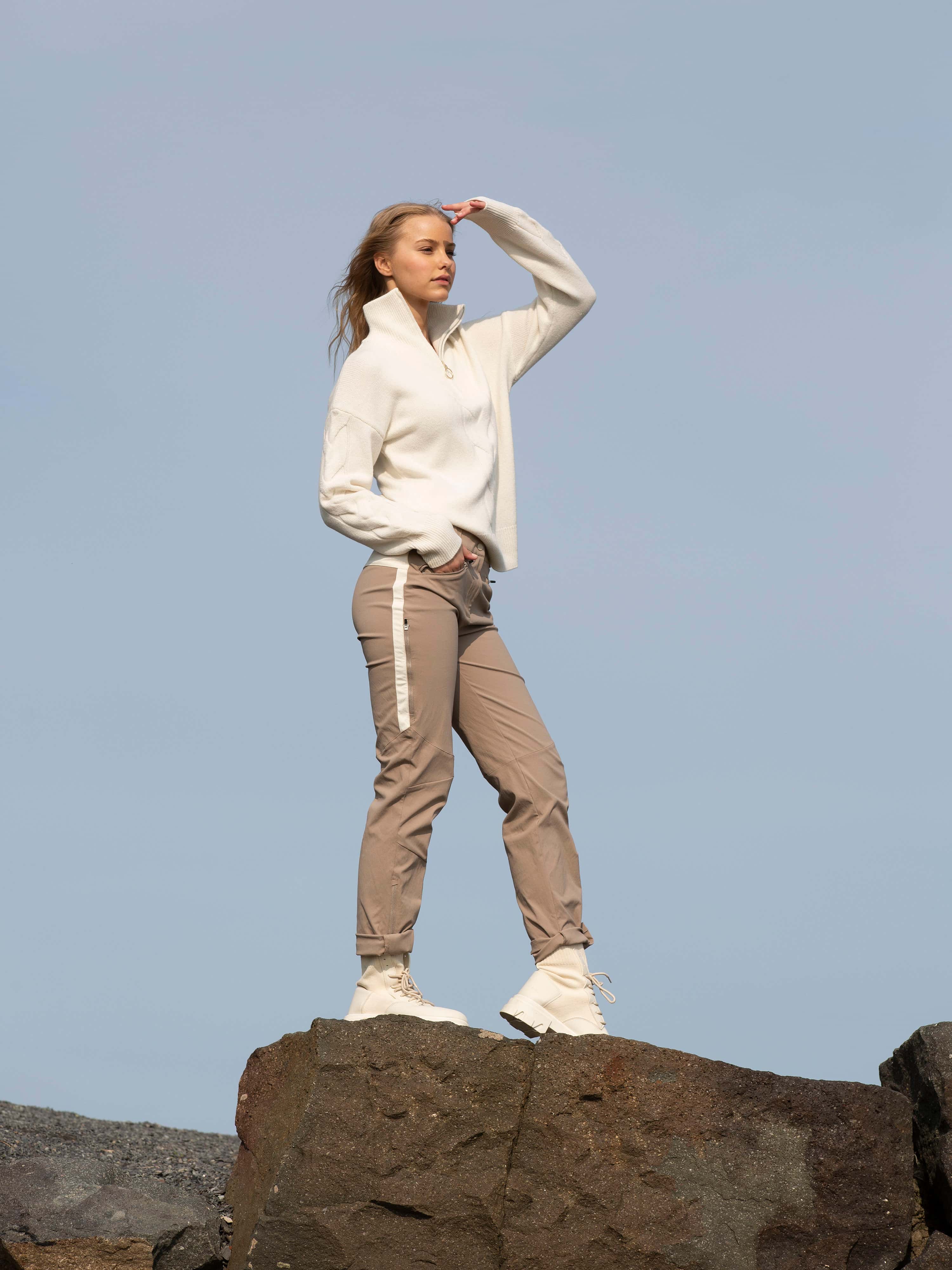 Romsdalshorn Turbukse Driftwood