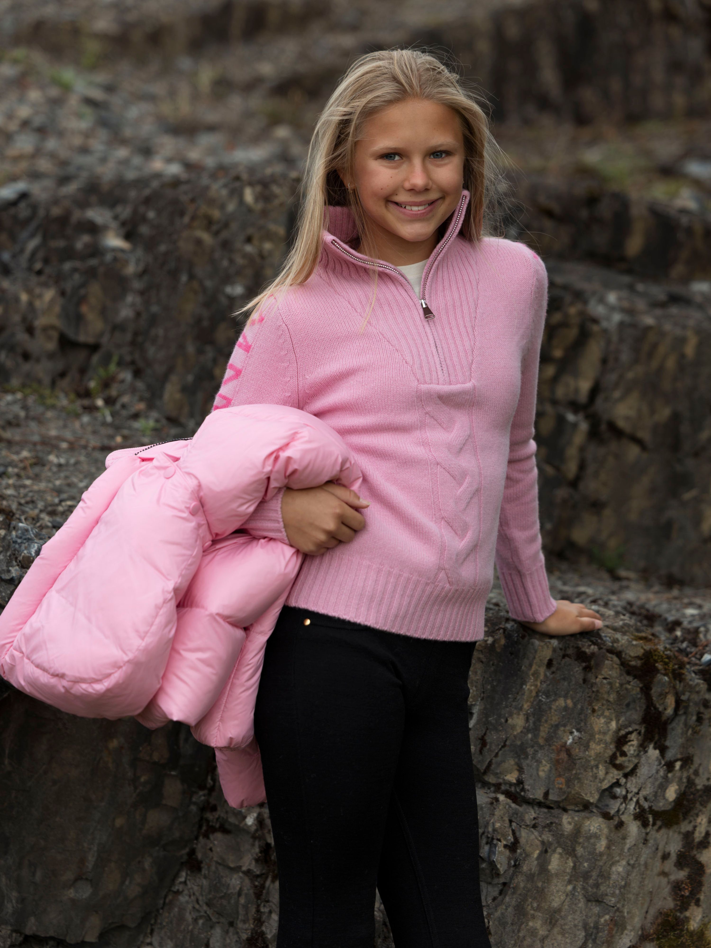 Solsiden Strikkegenser  Pink