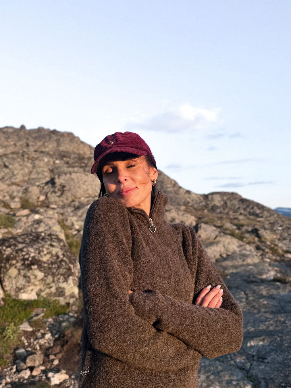 Loen Alpakka Strikkegenser Light Brown