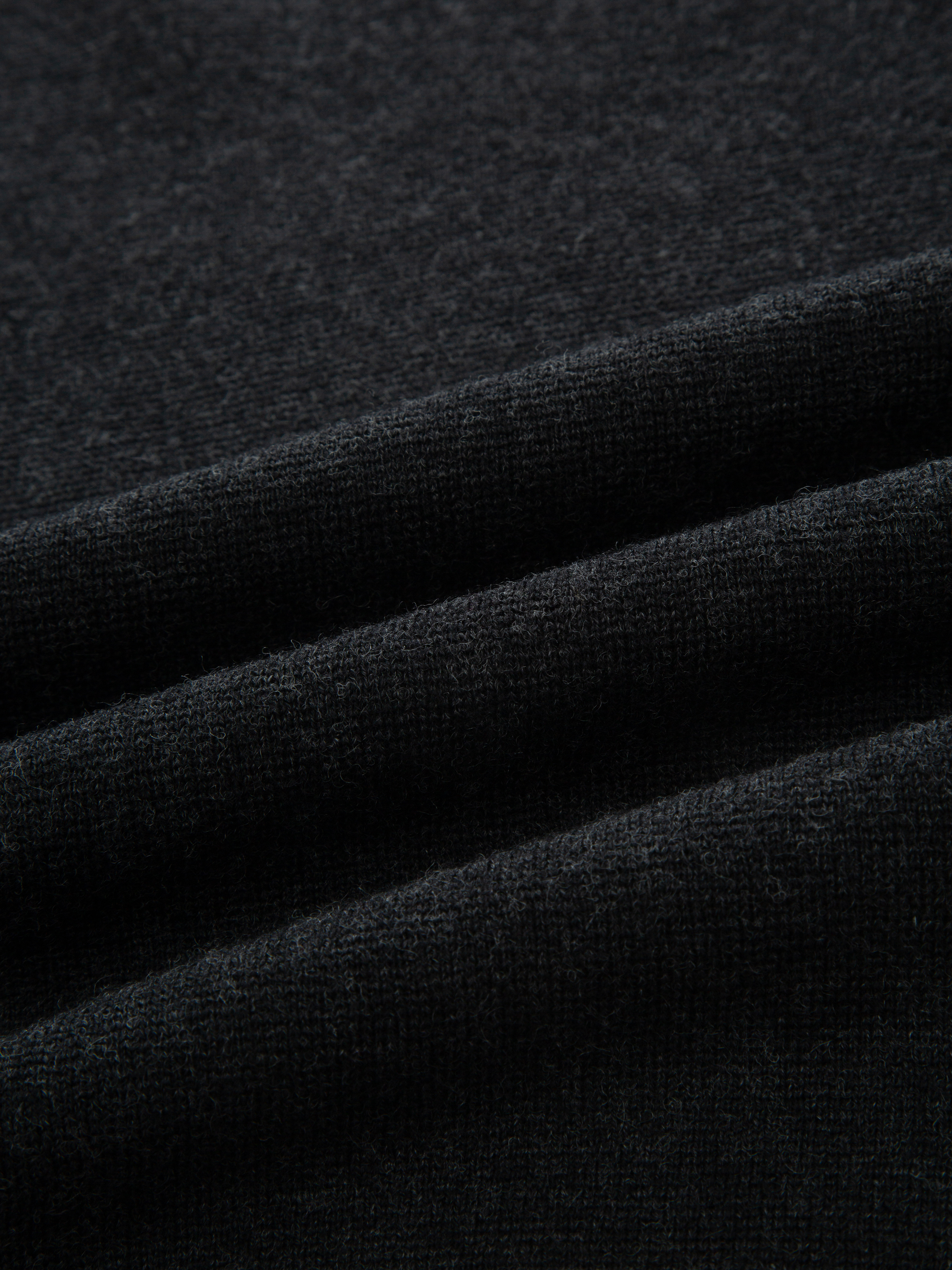 Ramsfjellet Ullgenser  Charcoal Grey