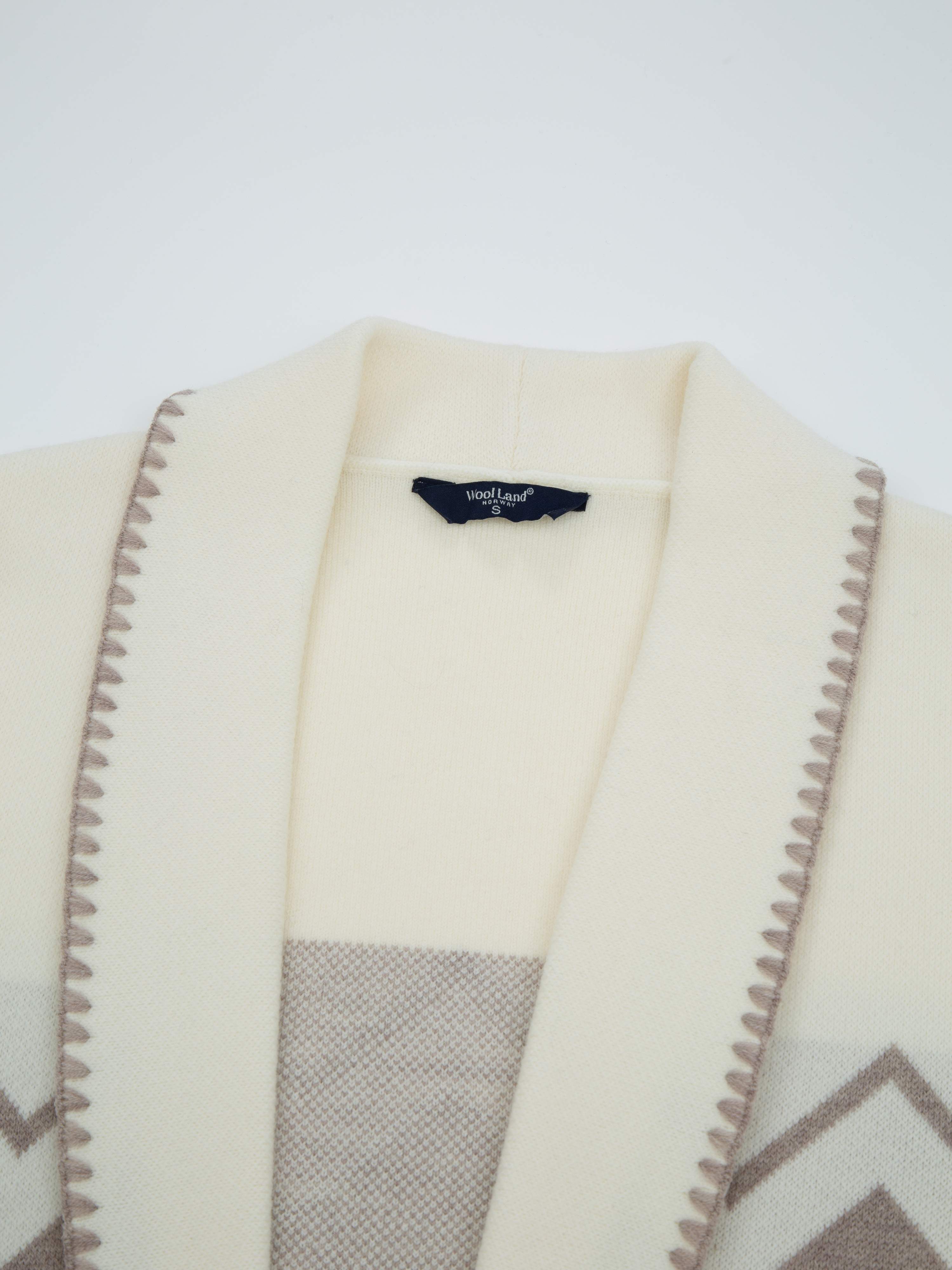 Rondslottet Cardigan Snow White