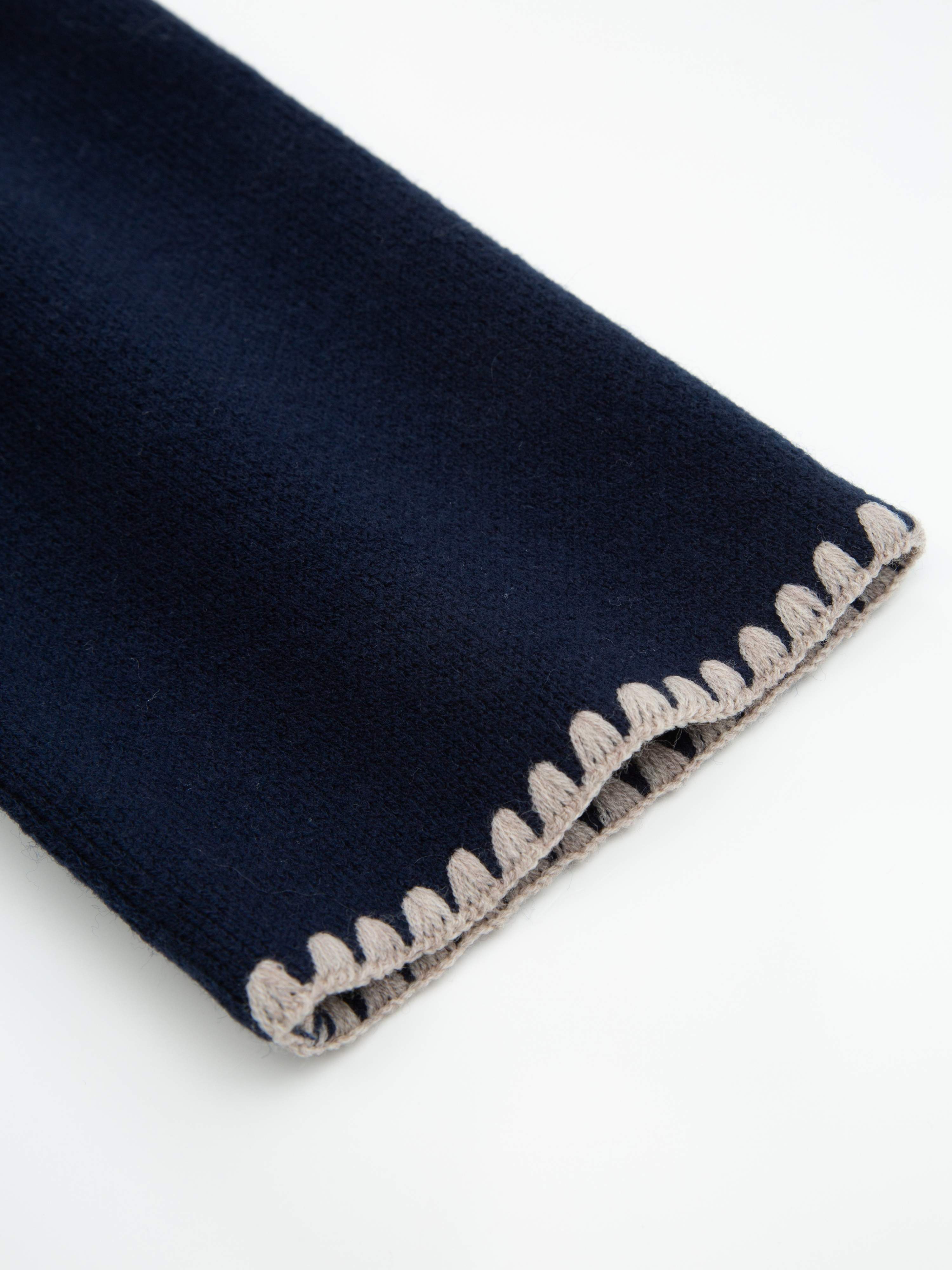 Rondslottet Cardigan Blue Ink