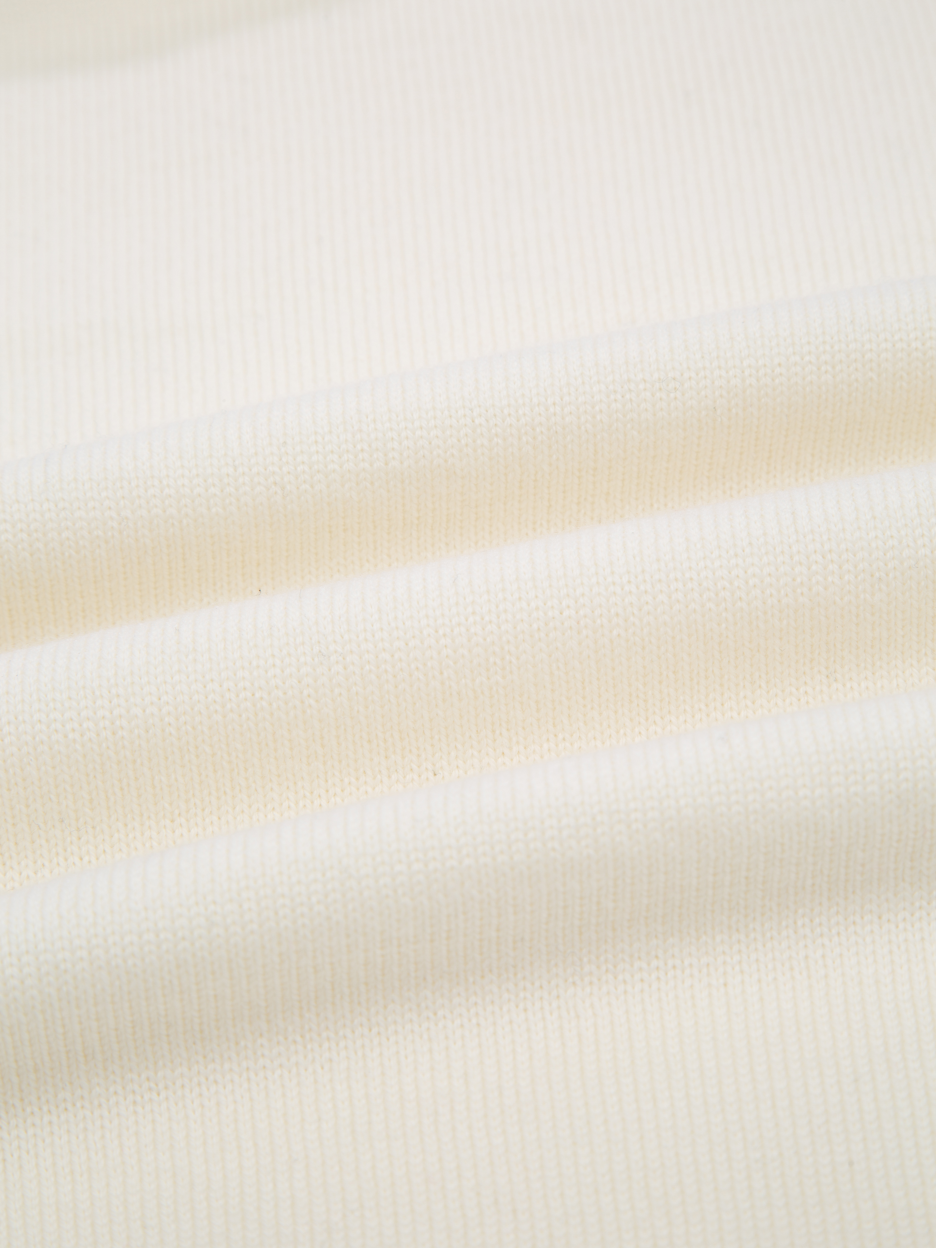 Sentraltind Ullgenser  Snow White