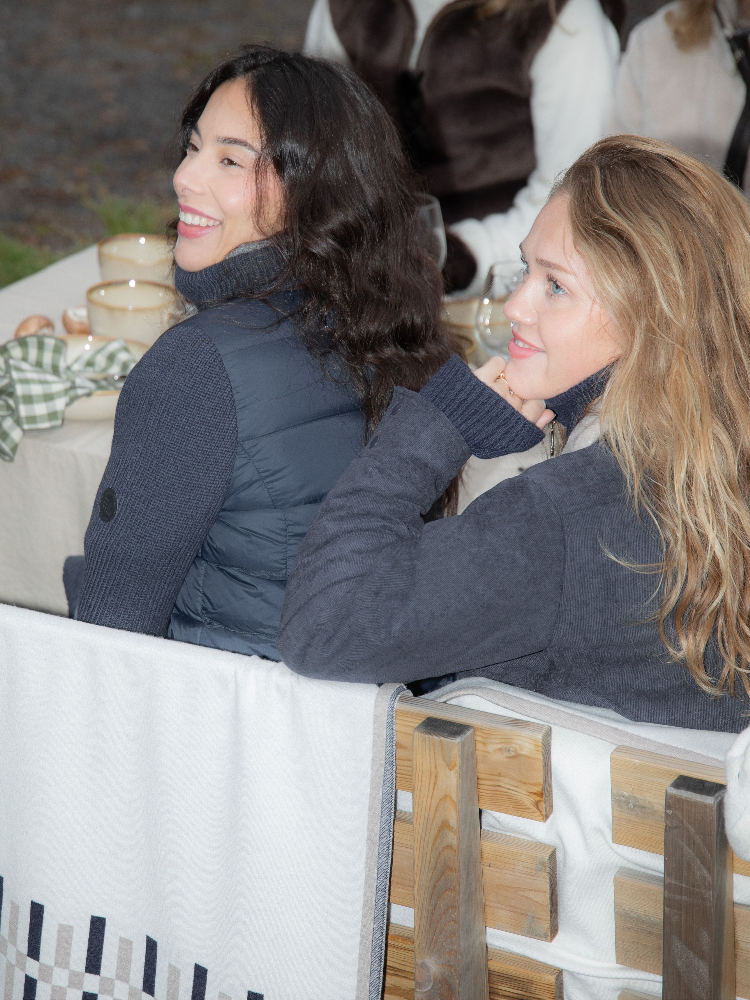 Snøfjellet Dunjakke   Dark Blue