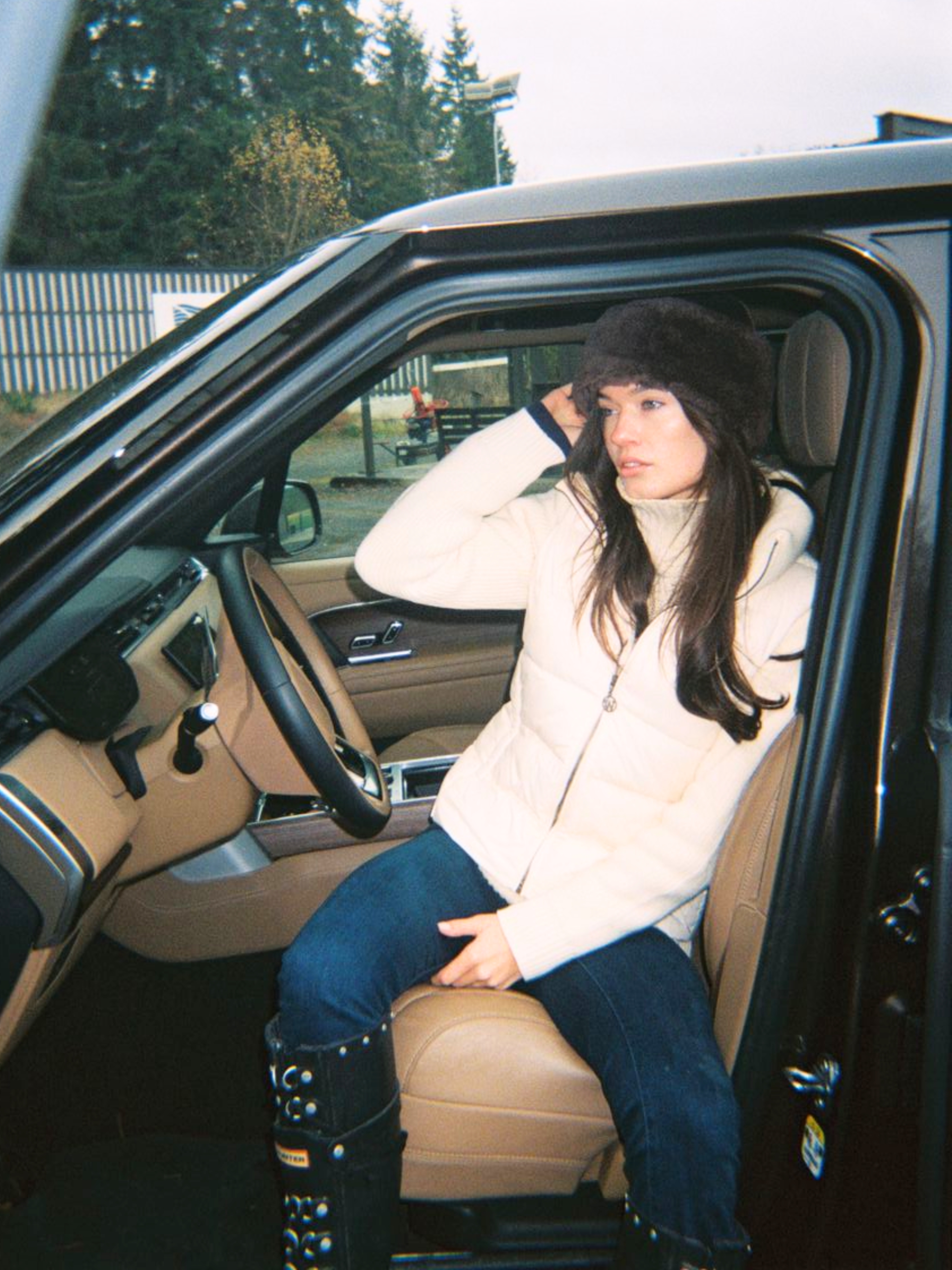 Snøfjellet Dunjakke   Cream