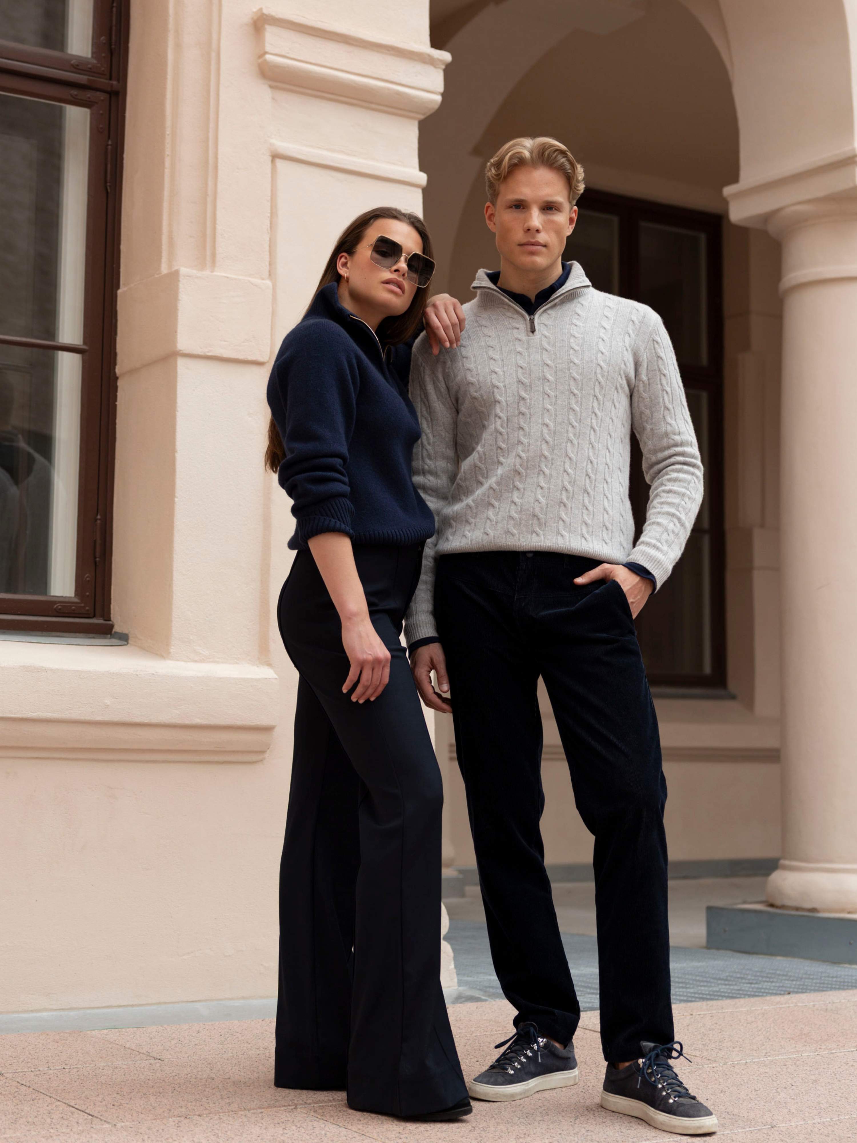 Snøheim Strikkegenser  Dark Blue