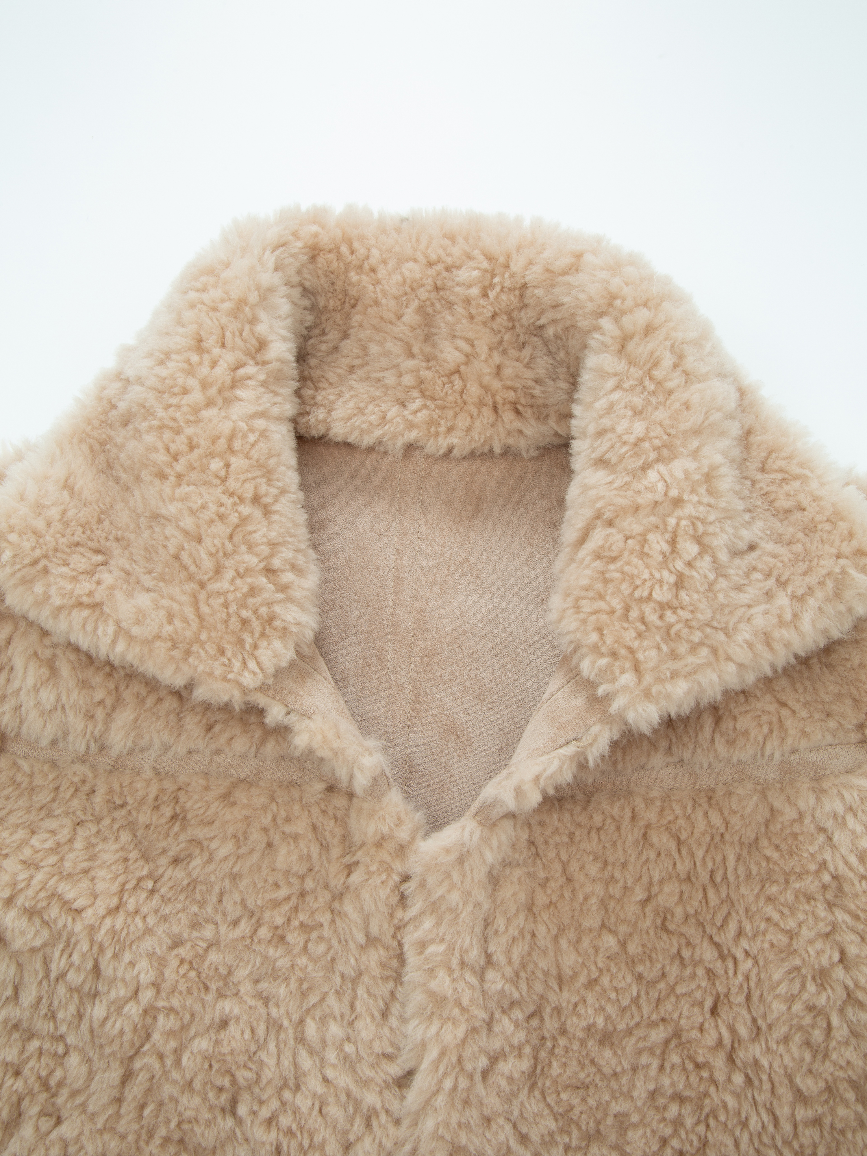 Solbakken Lammeull Jakke  Champagne