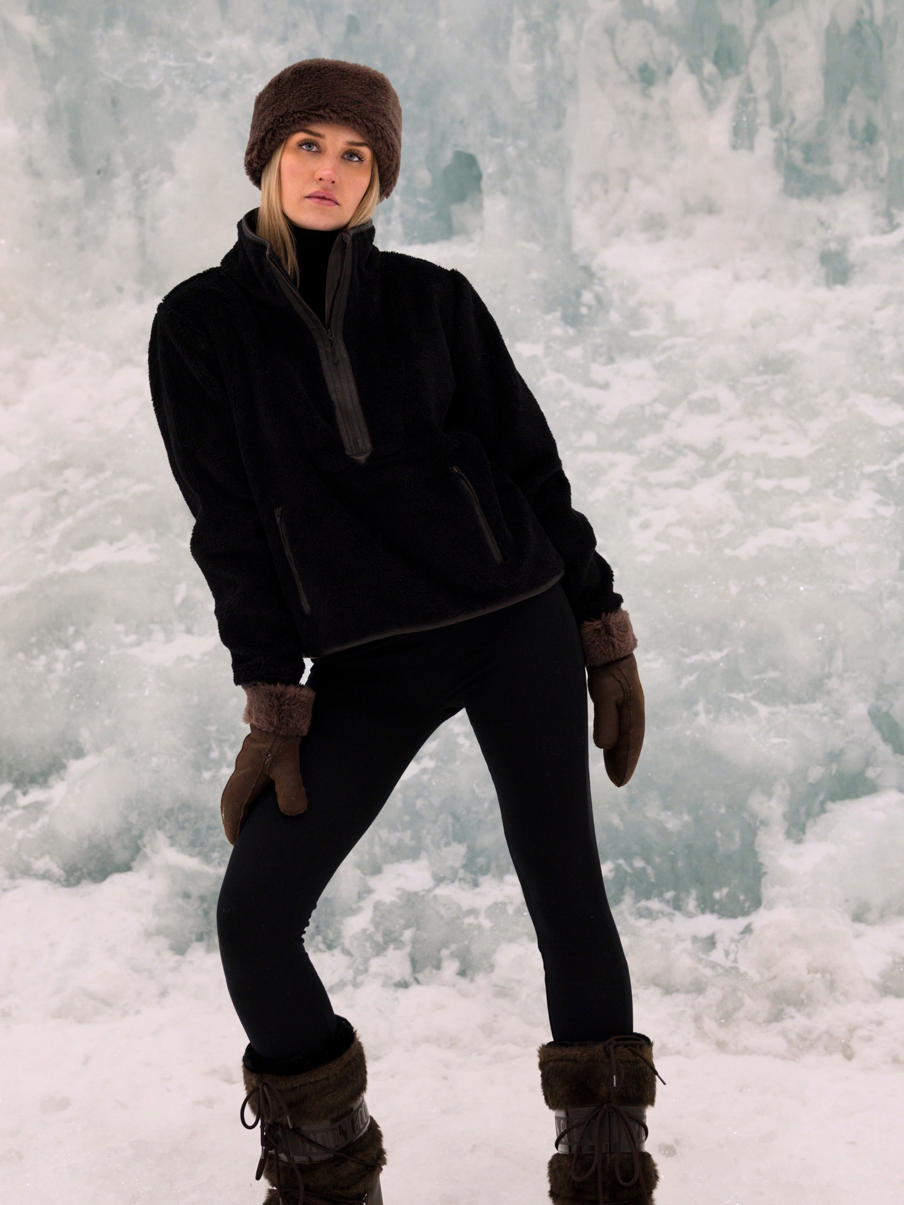 Storronden Lammeull Pullover  Black