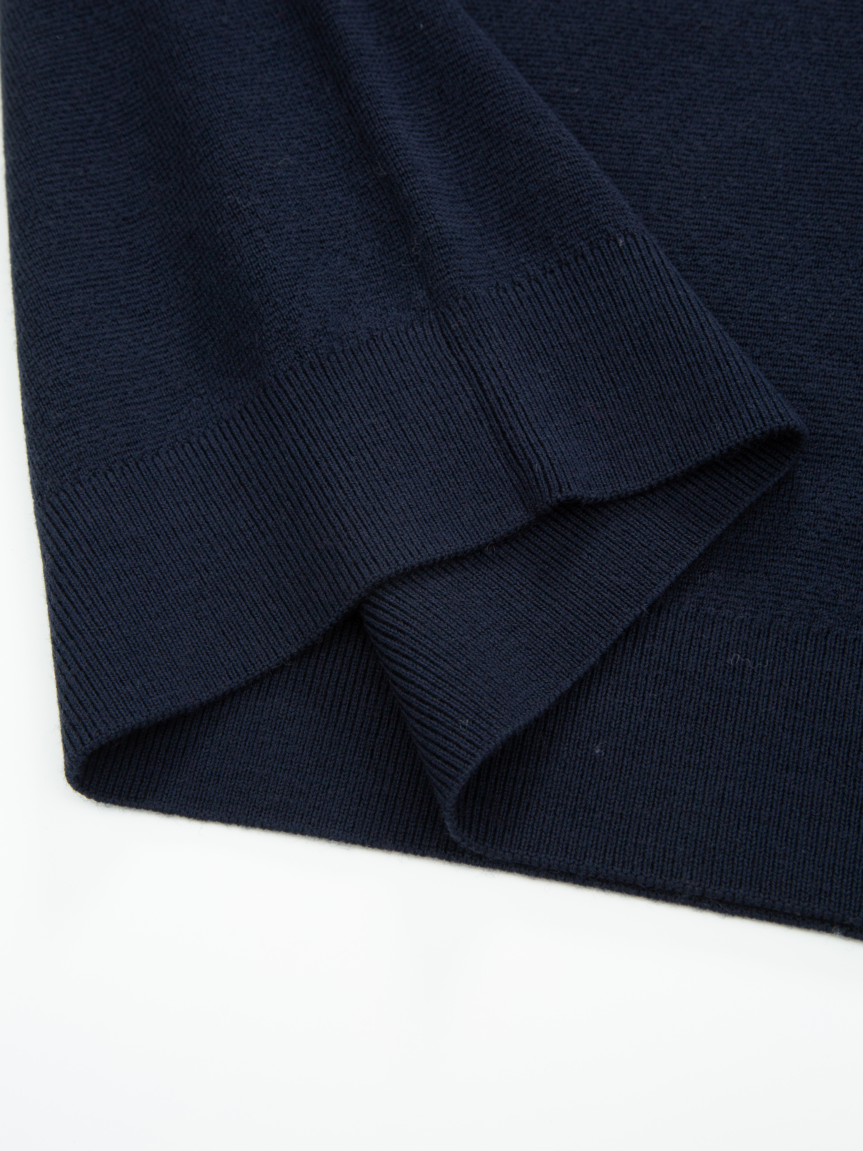 Himmeltinden Strikkegenser  Dark Blue