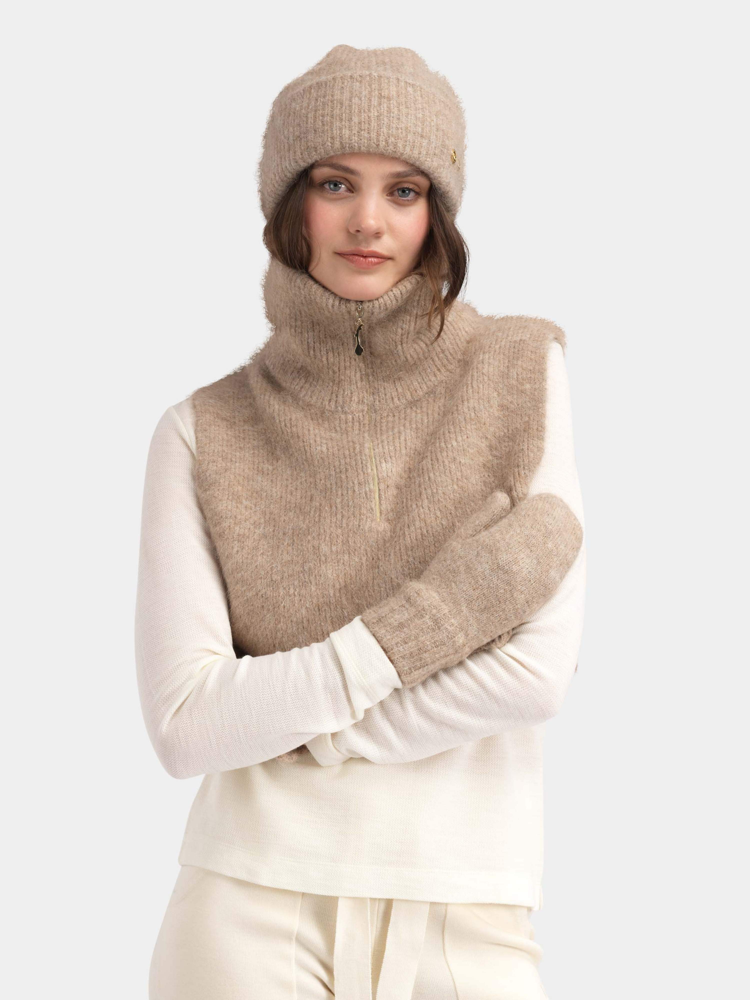 Raulandstind Ullhals  Latte