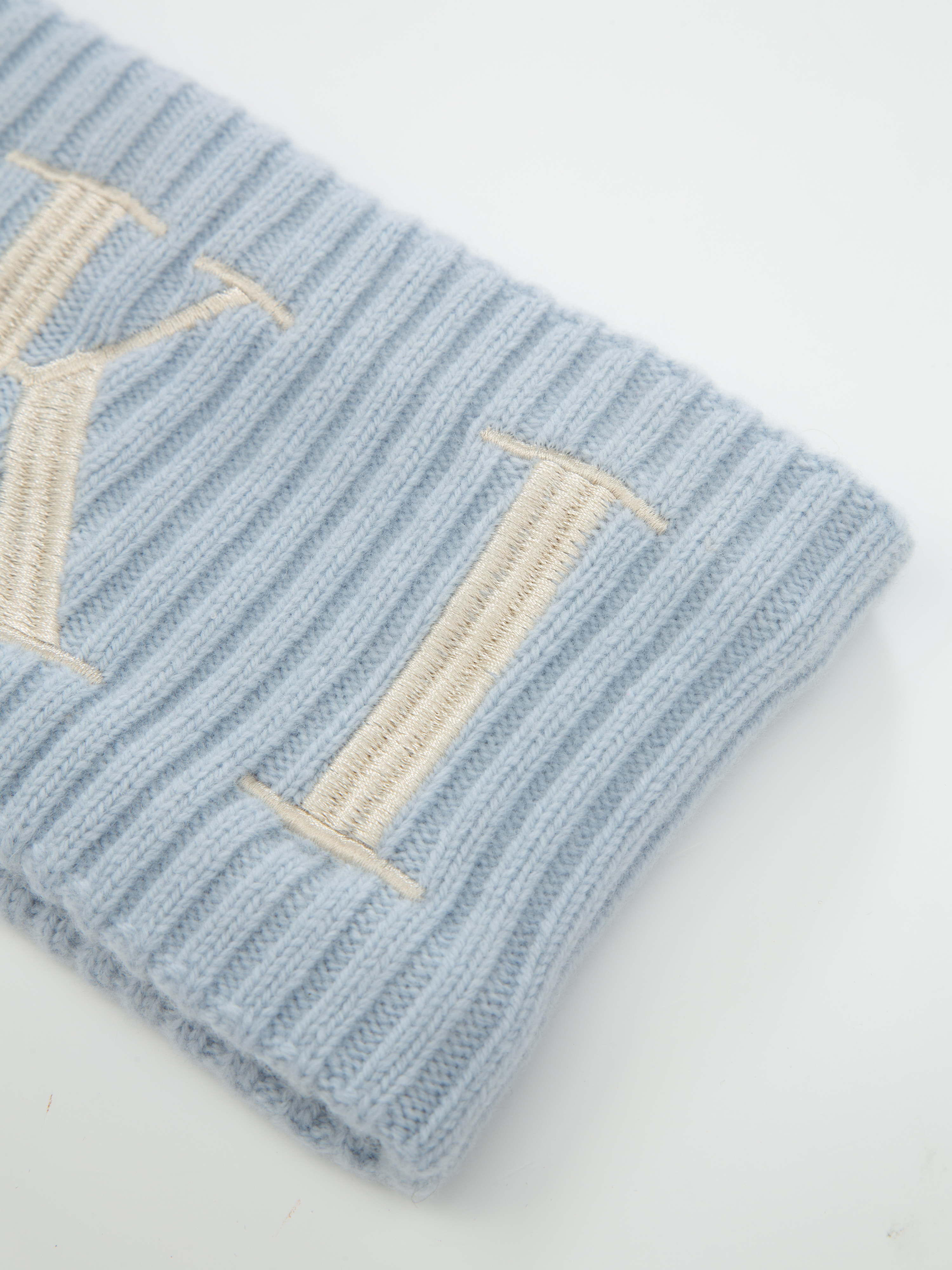 Voss Ribbestrikket Pannebånd Light Sky