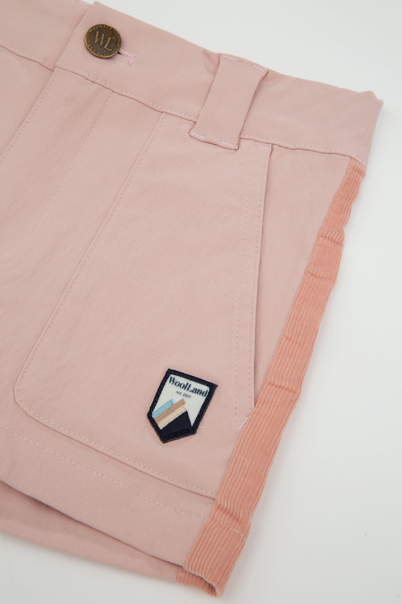 Romsdalseggen Cord Shorts  Rose Smoke