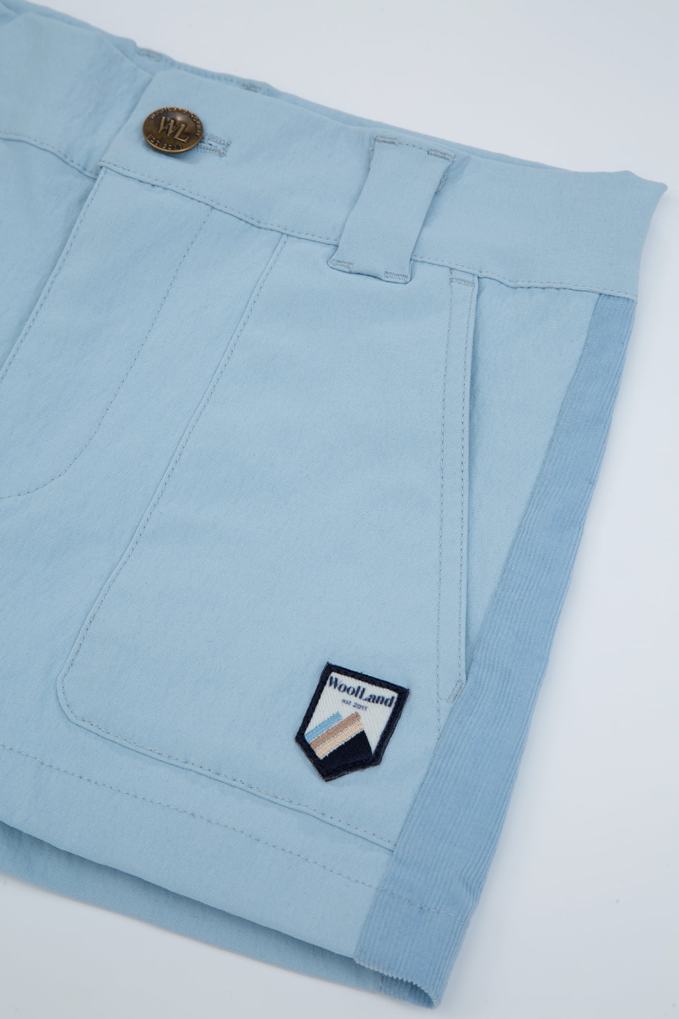 Romsdalseggen Cord Shorts  Light Sky