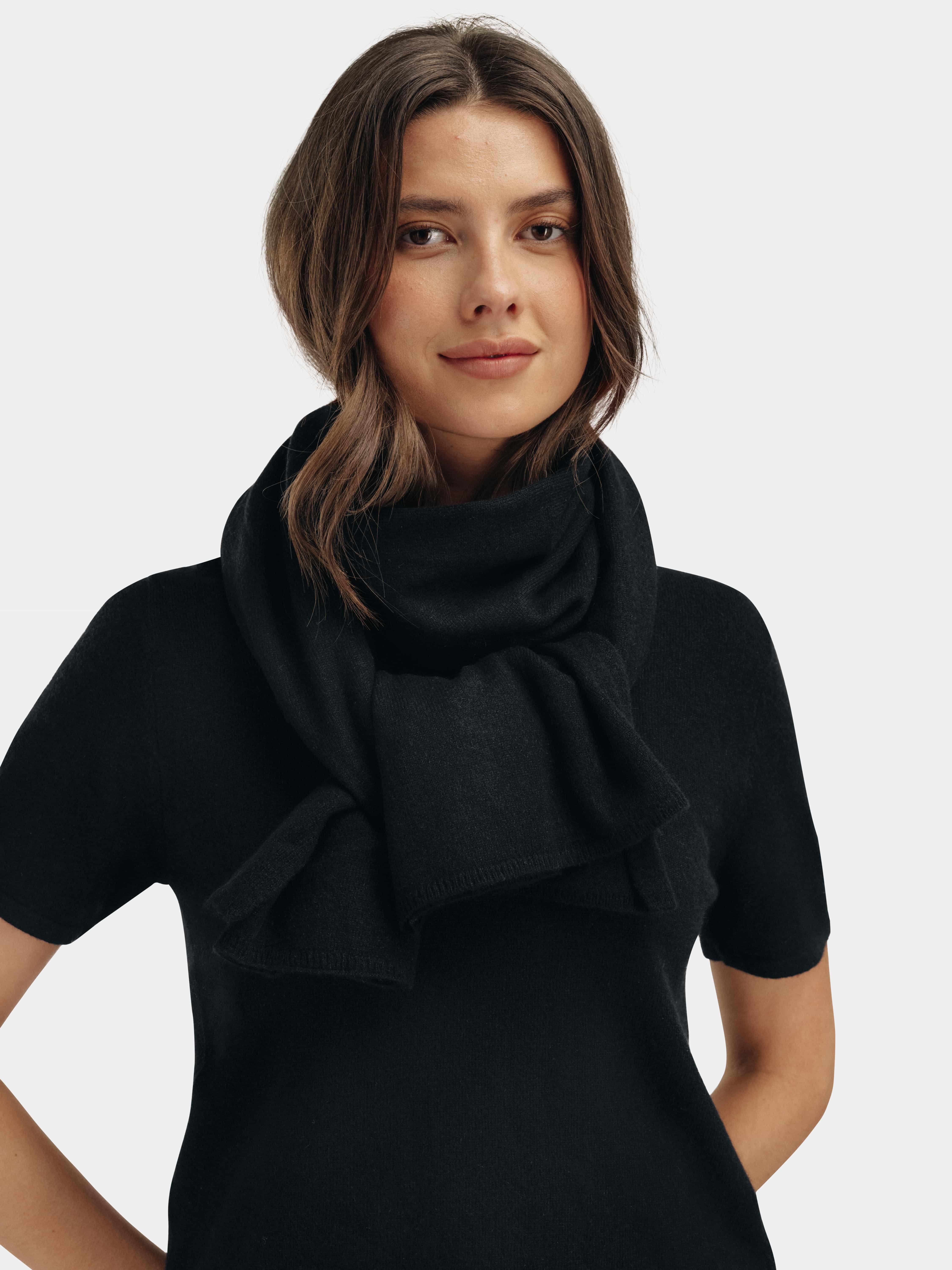 Falketind Kashmirskjerf Black