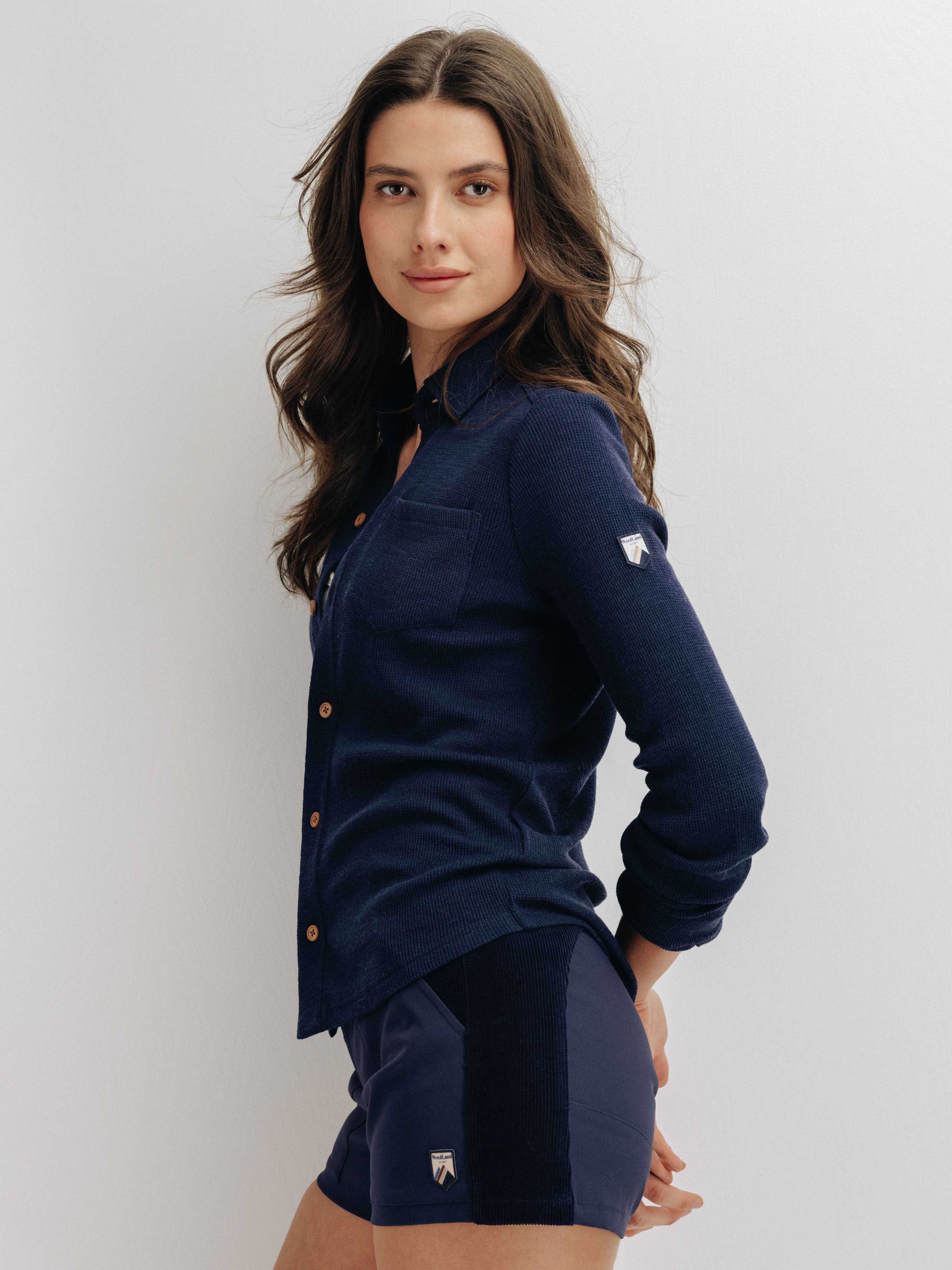 Romsdalseggen Cord Shorts  Blue Ink