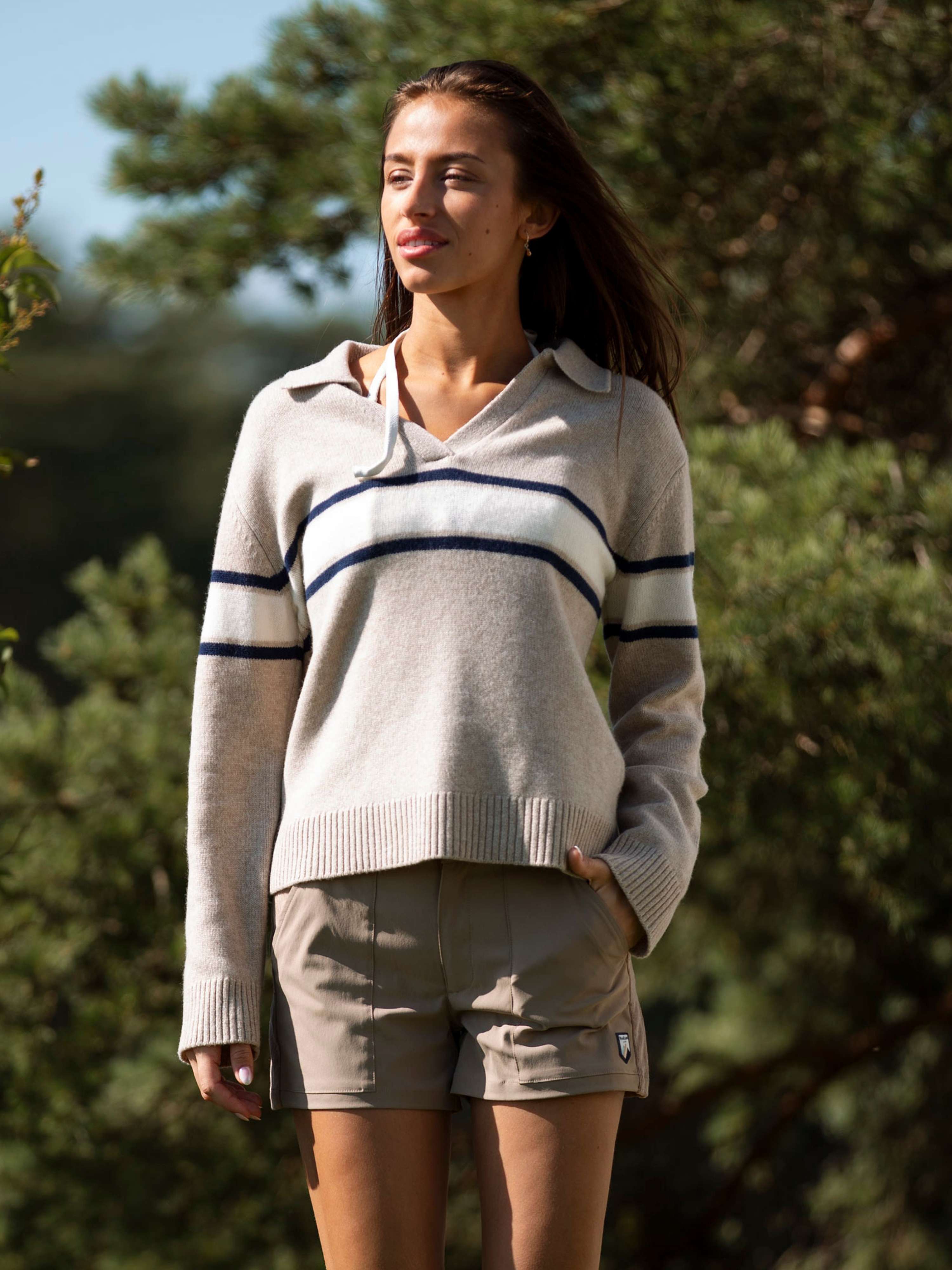 Romsdalseggen Shorts Driftwood