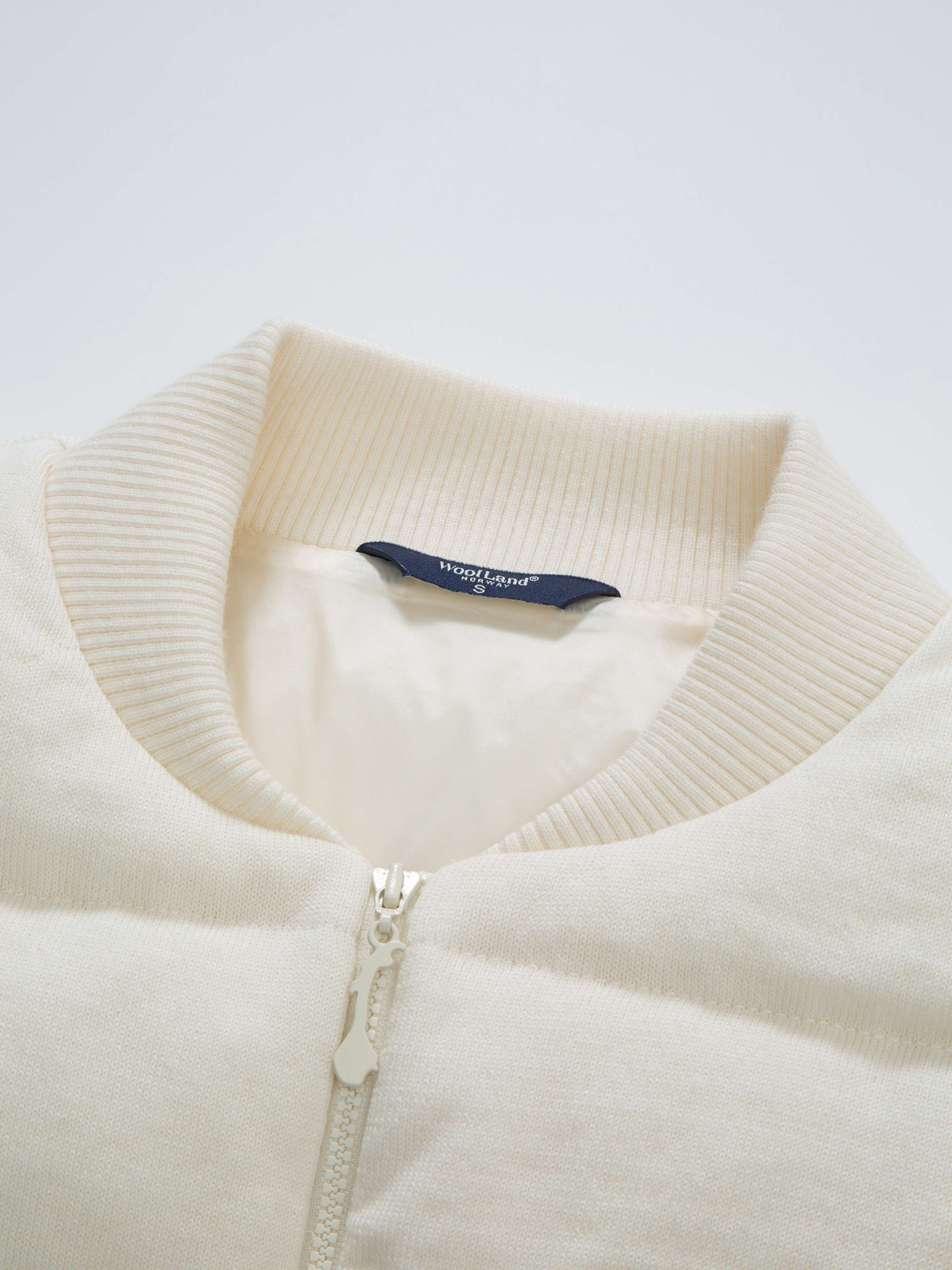 Sandviksfjellet Strikket Dunjakke Snow White