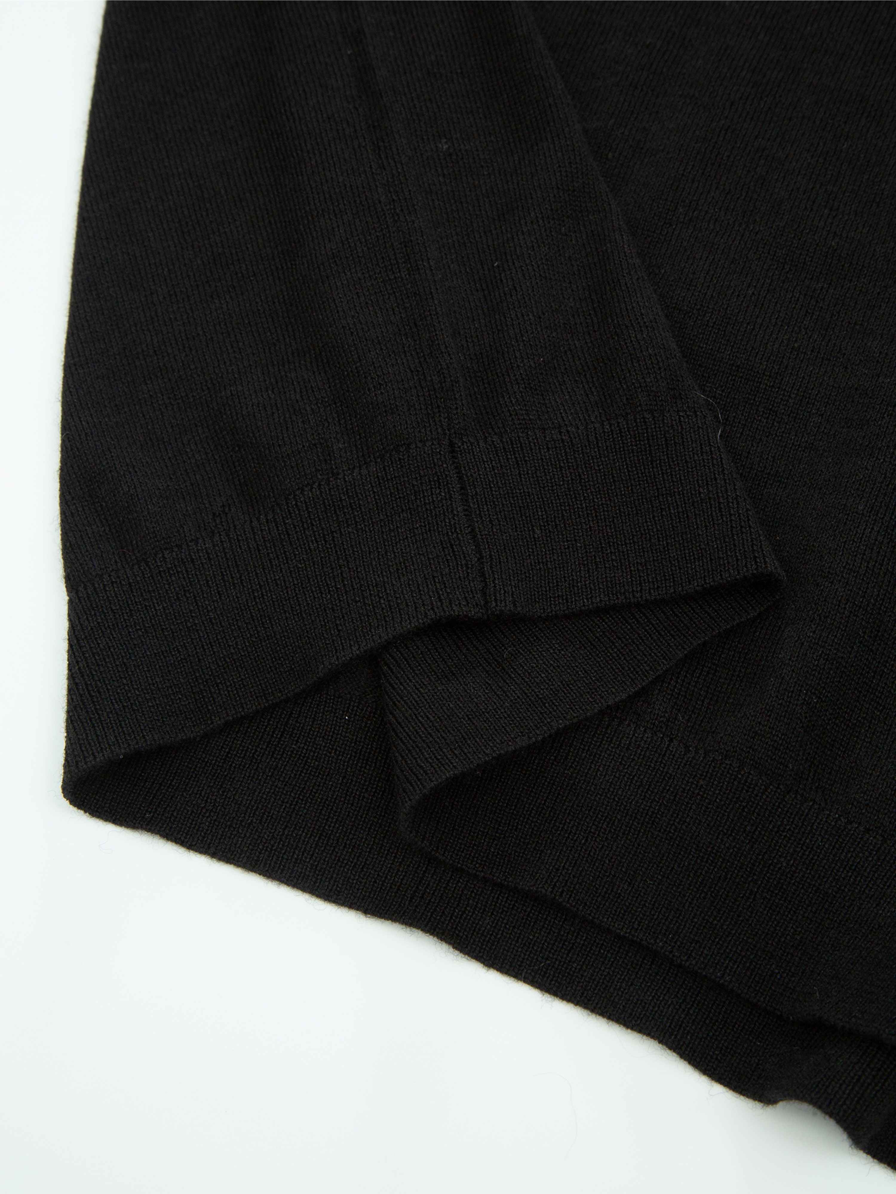 Skorve Ulltopp Black