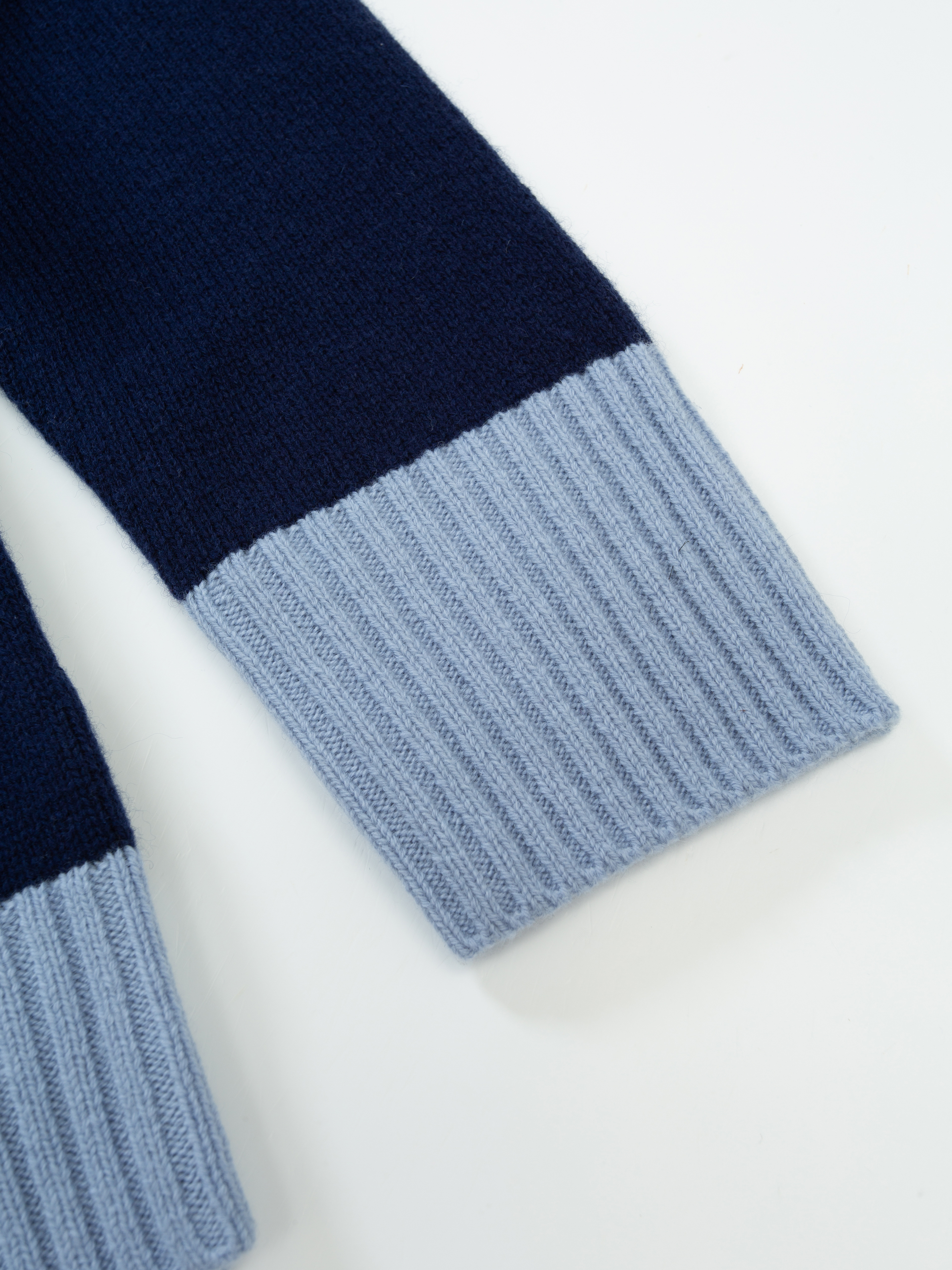 Eid Strikkegenser  Dark Blue