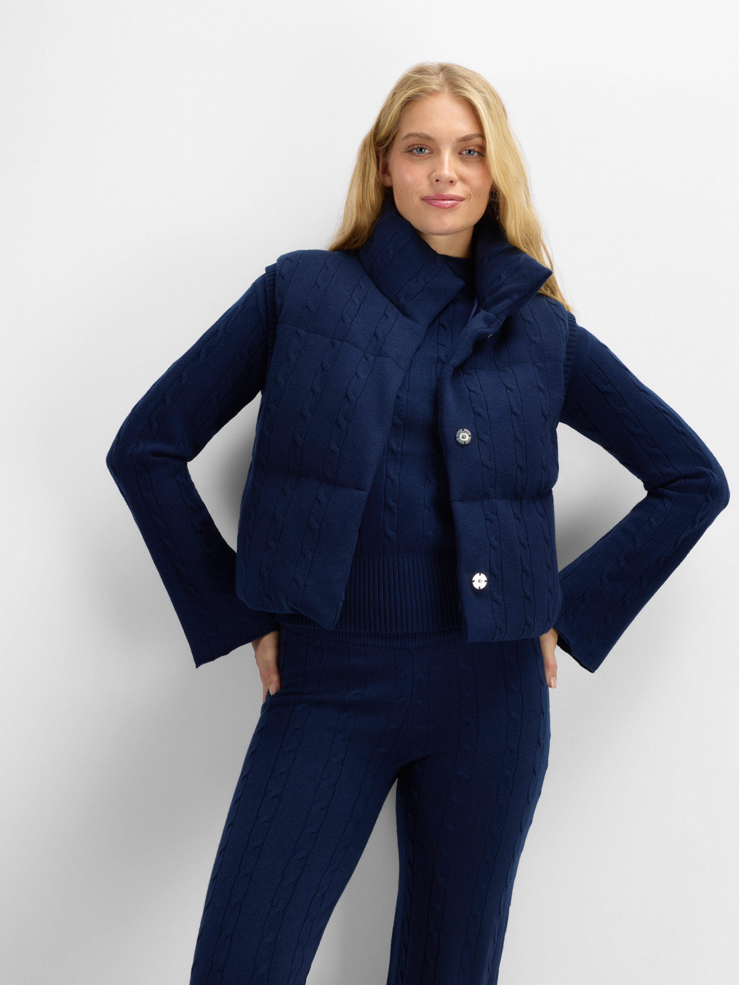 Bitihorn Strikkegenser Dark Blue