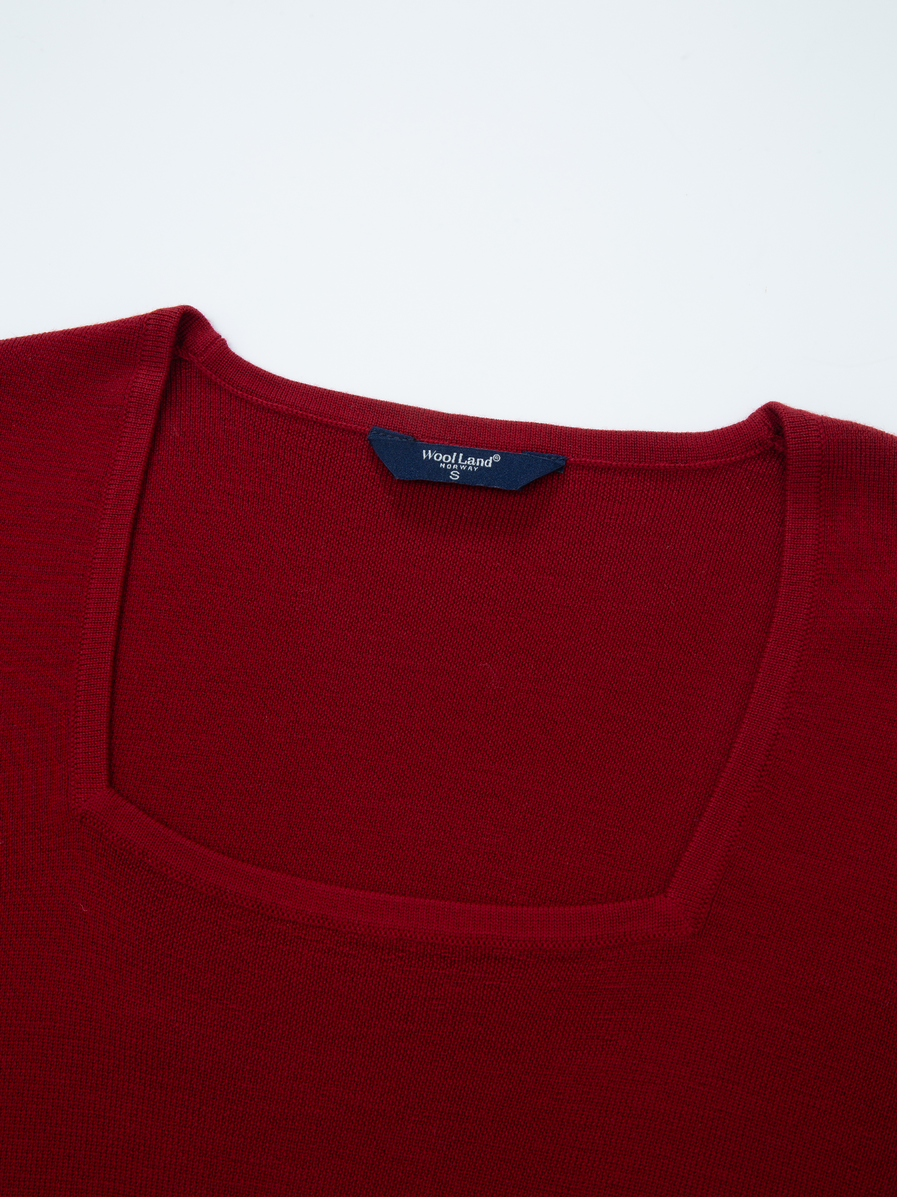 Lifjellet Strikkegenser Ruby Red