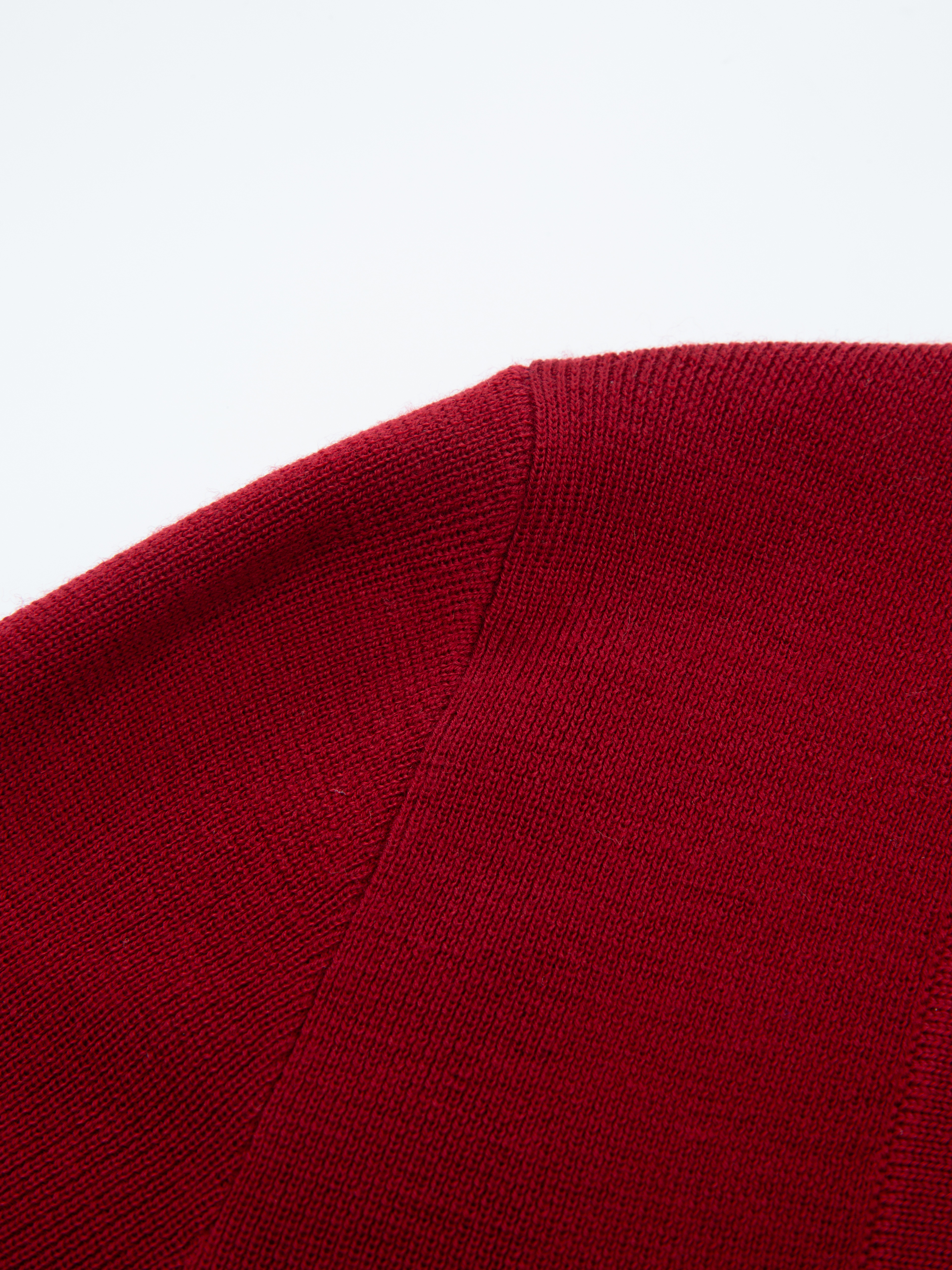 Lifjellet Strikkegenser Ruby Red