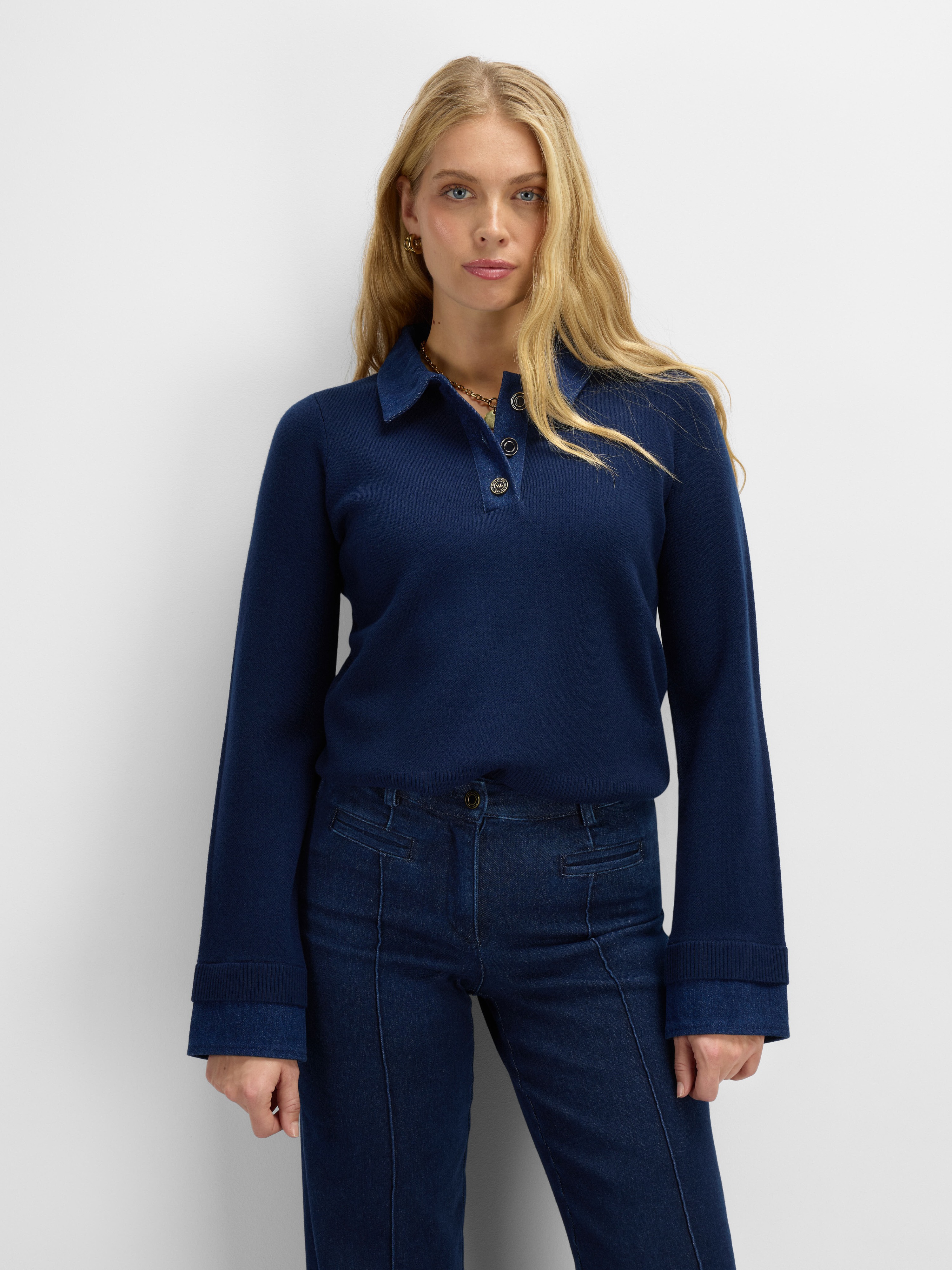 Ravntind Strikkegenser Blue Ink