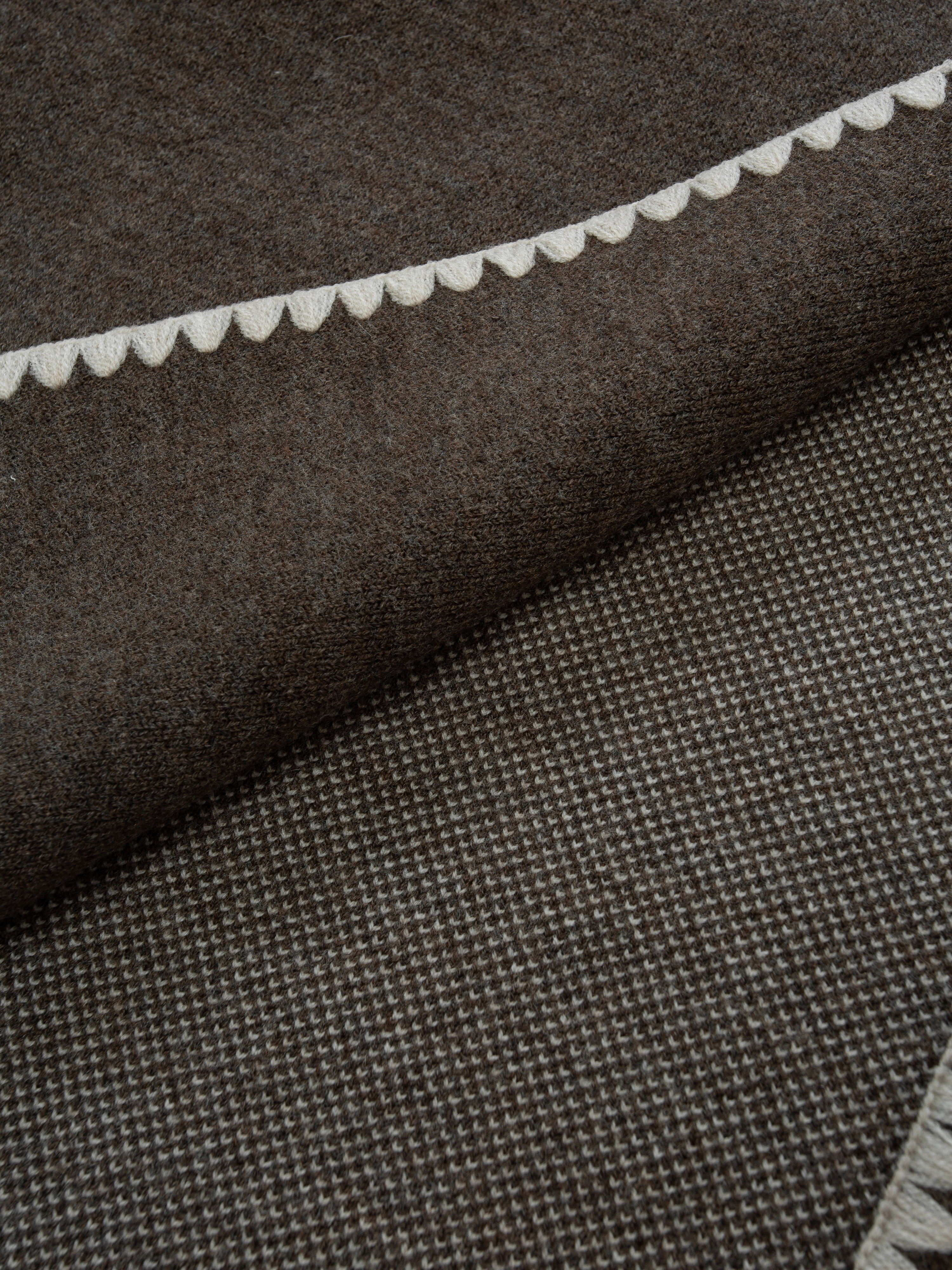 Rondslottet Strikkejakke Dark Brown