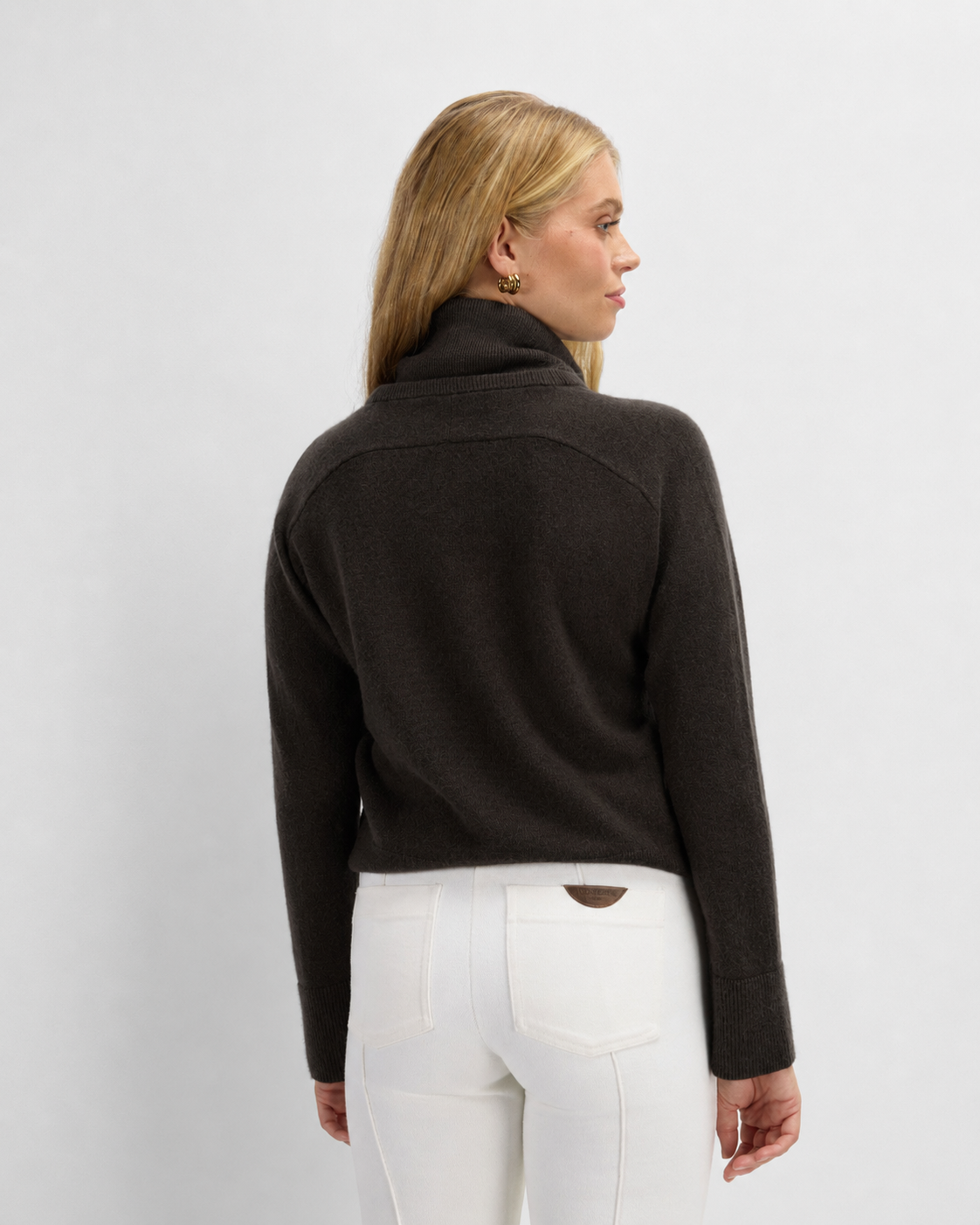 Rundhøe Kashmirgenser  Dark Brown