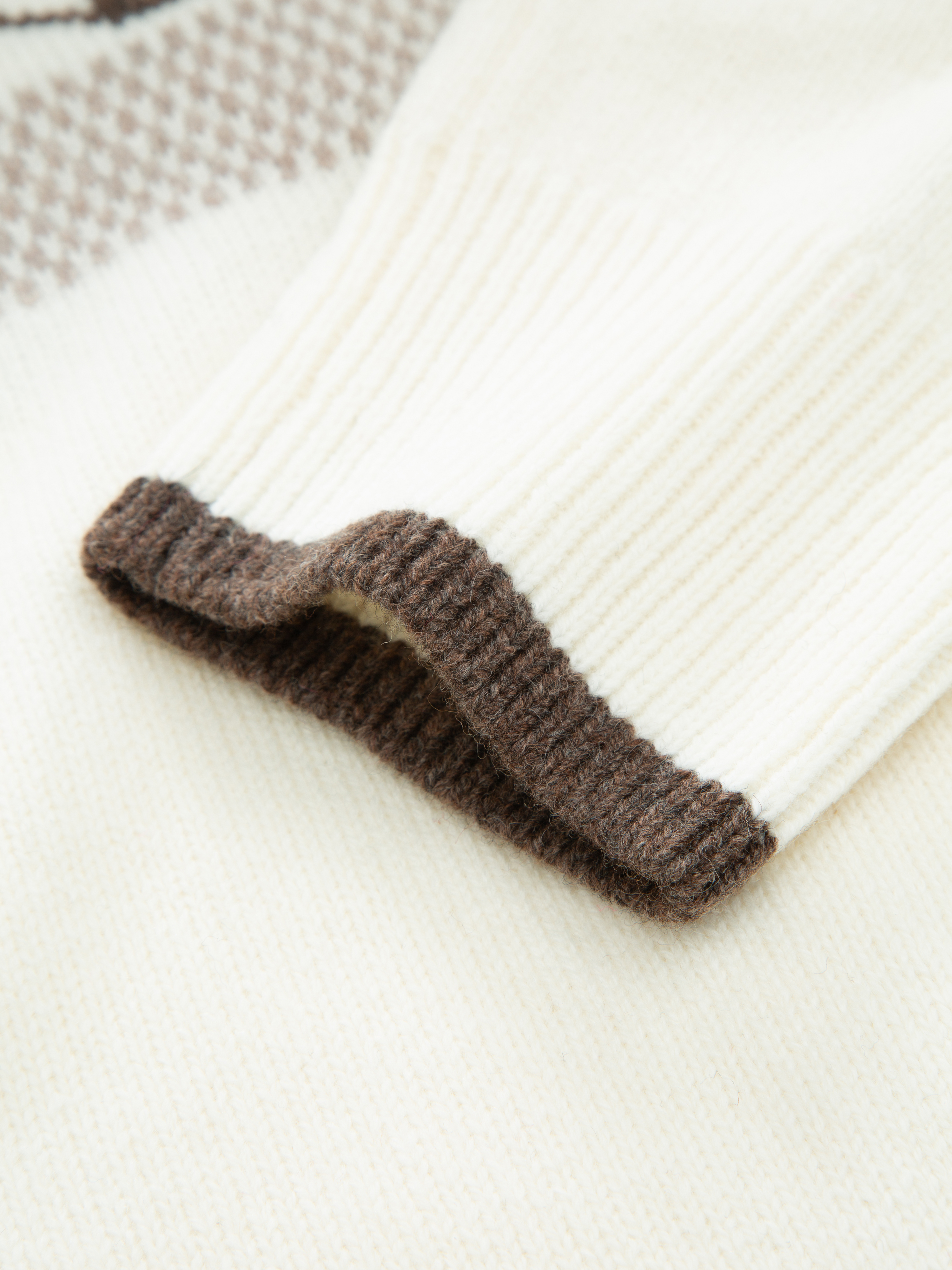 Skogshorn Knitted Sweater Woman  Snow White