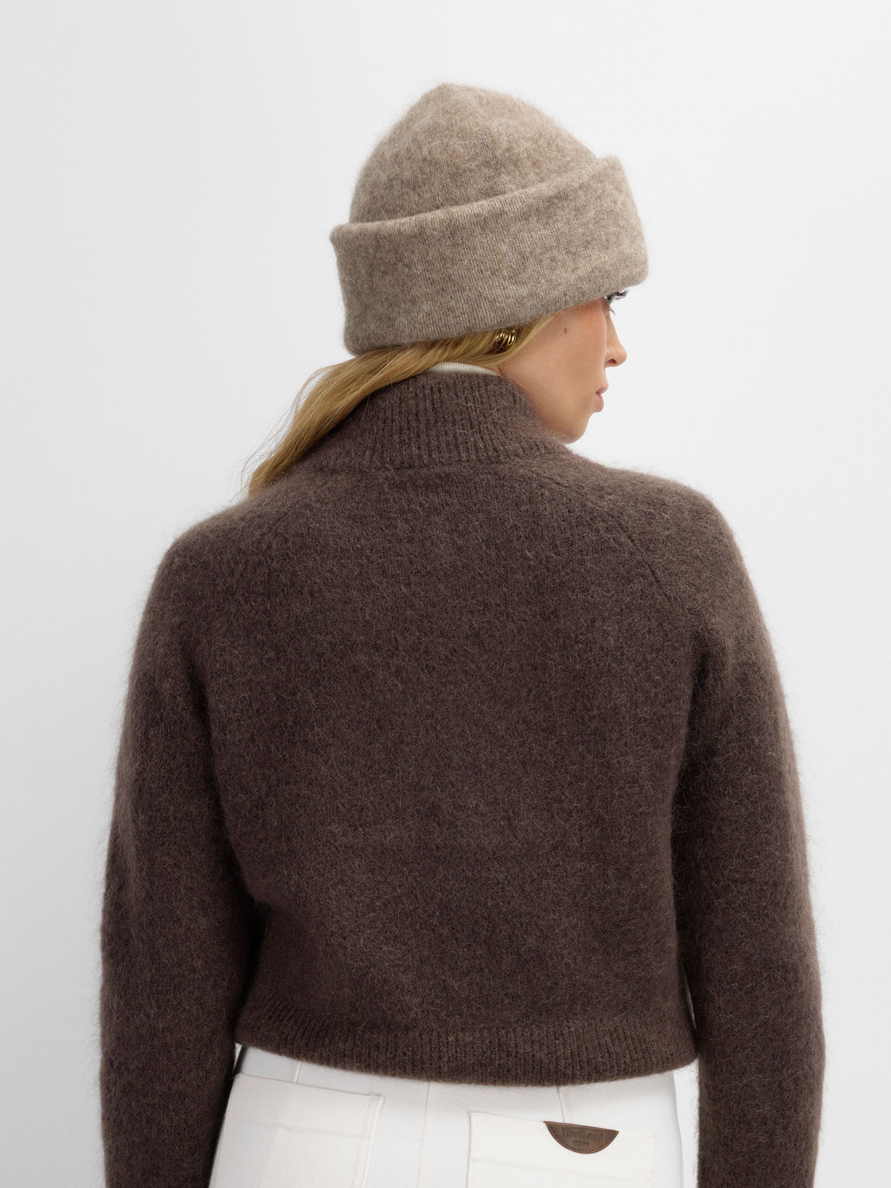 Torghatten Strikkegenser  Dark Brown
