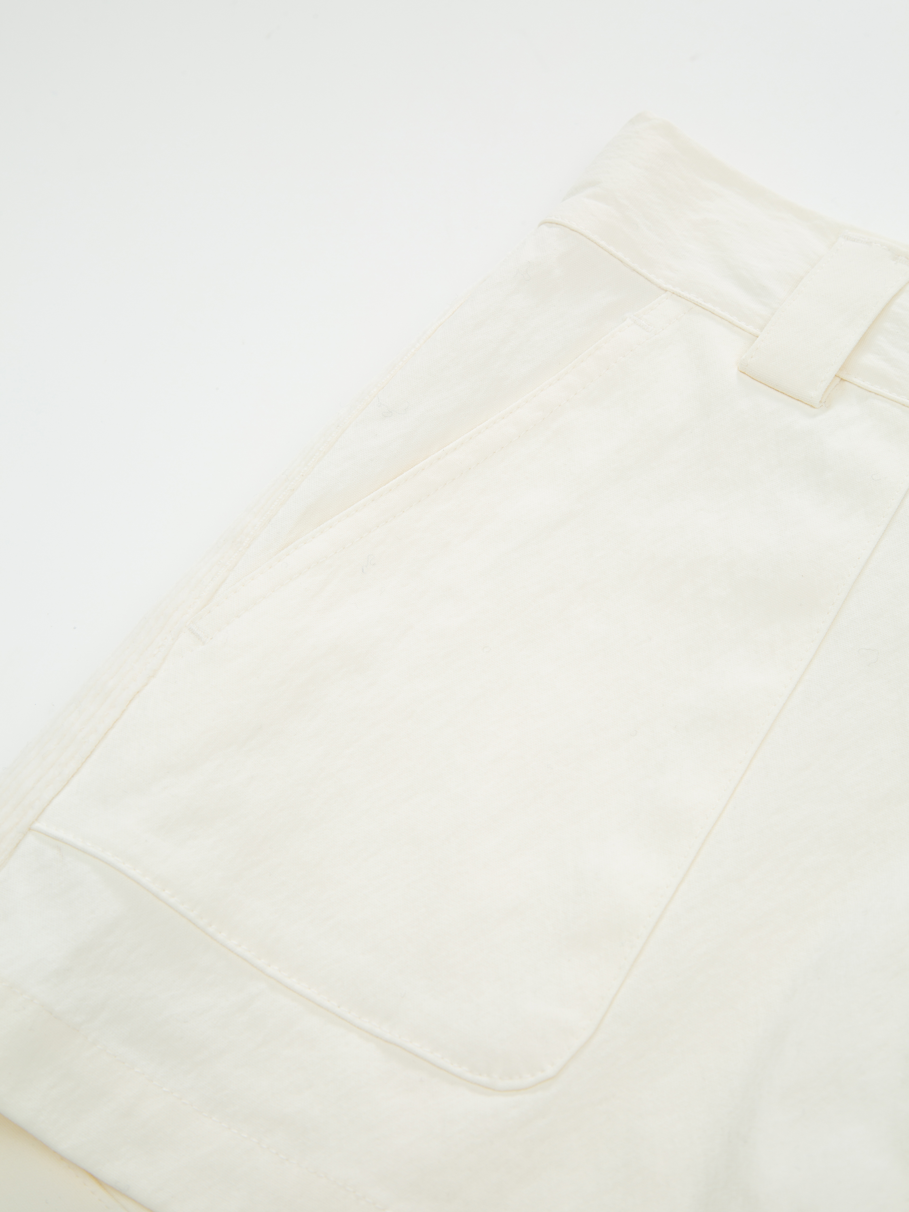 Romsdalseggen Cord Shorts  Snow White