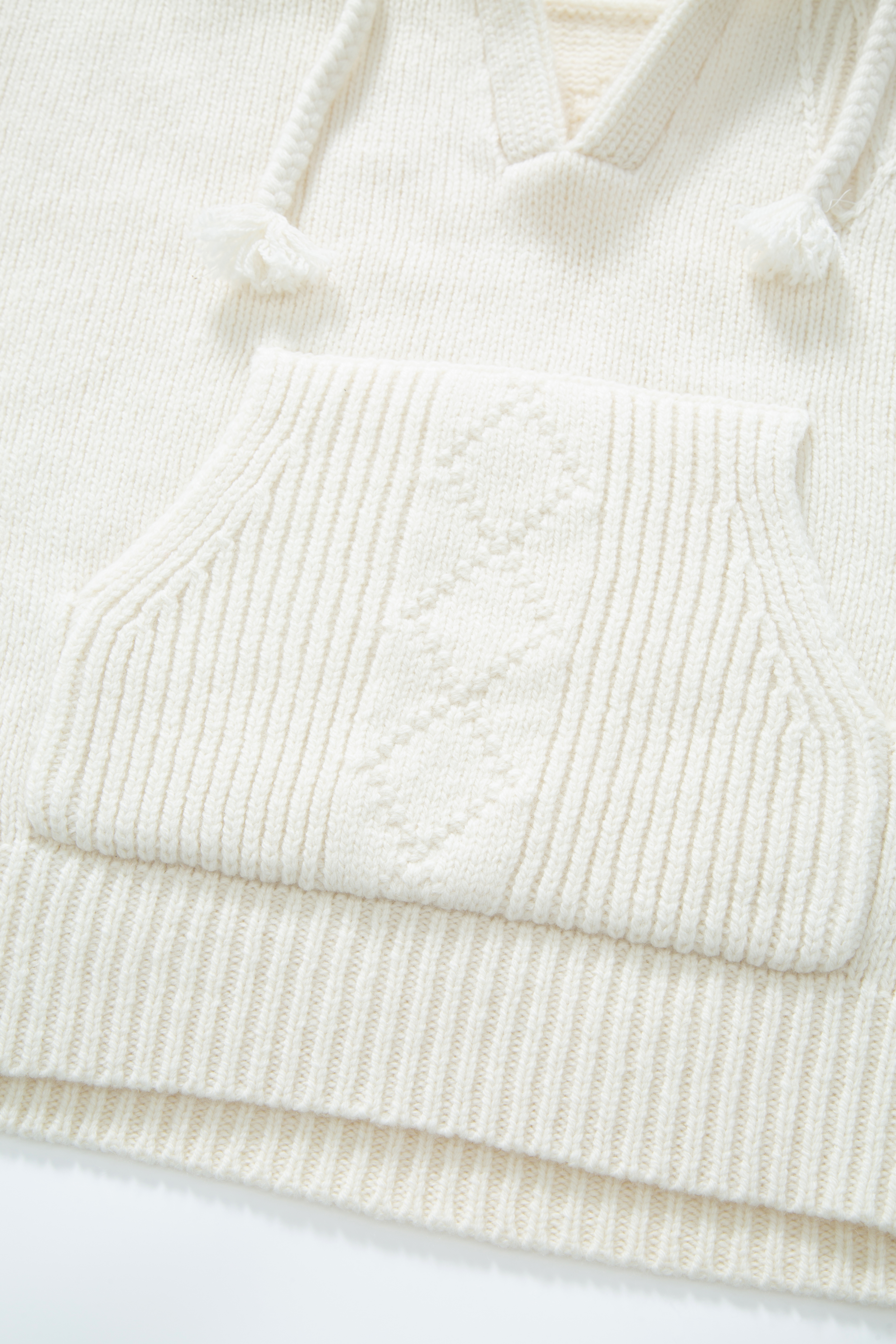 Gausta Strikkegenser  Snow White