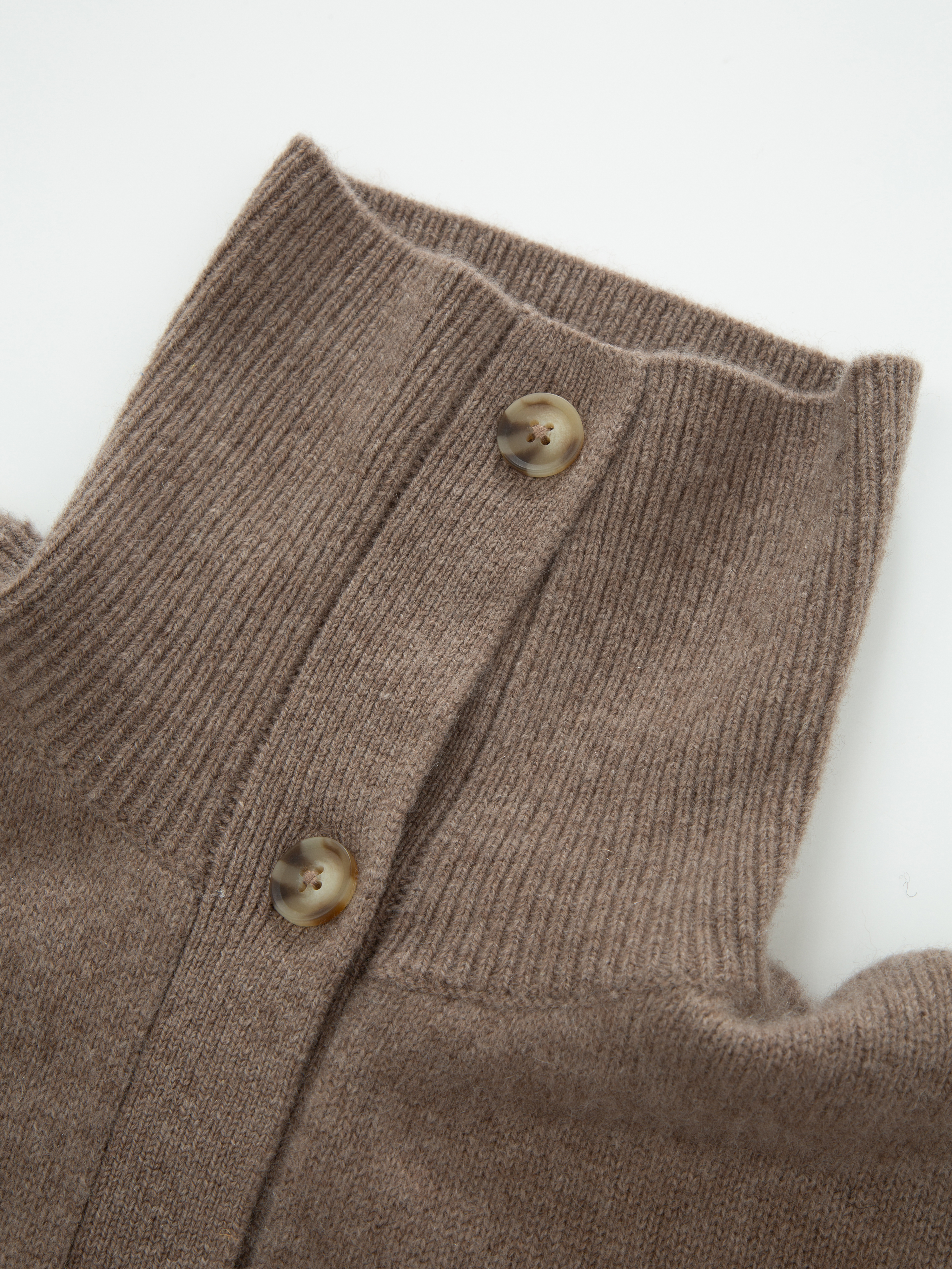 Justatinden Ulljakke  Nougat