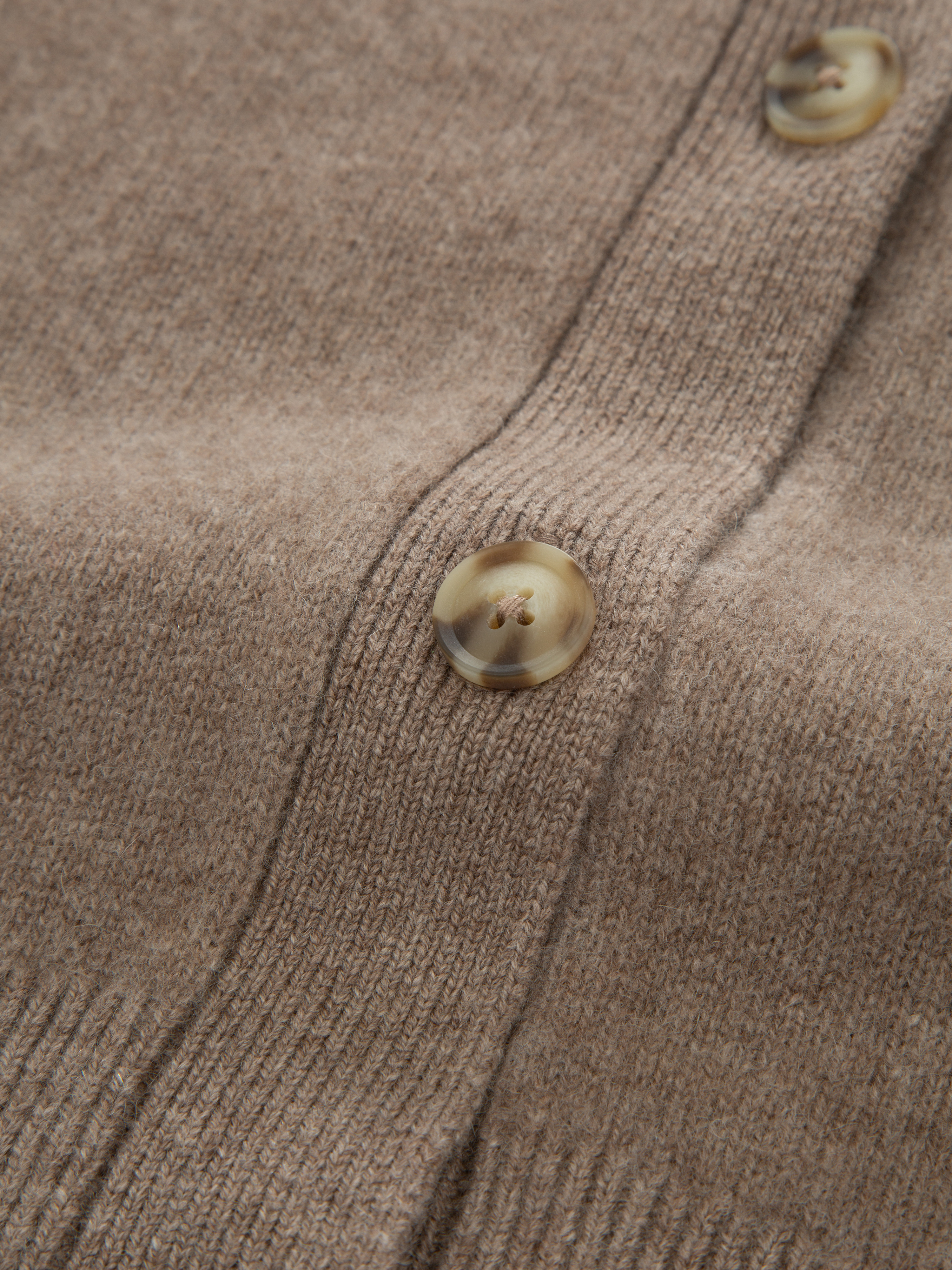 Justatinden Ulljakke  Nougat