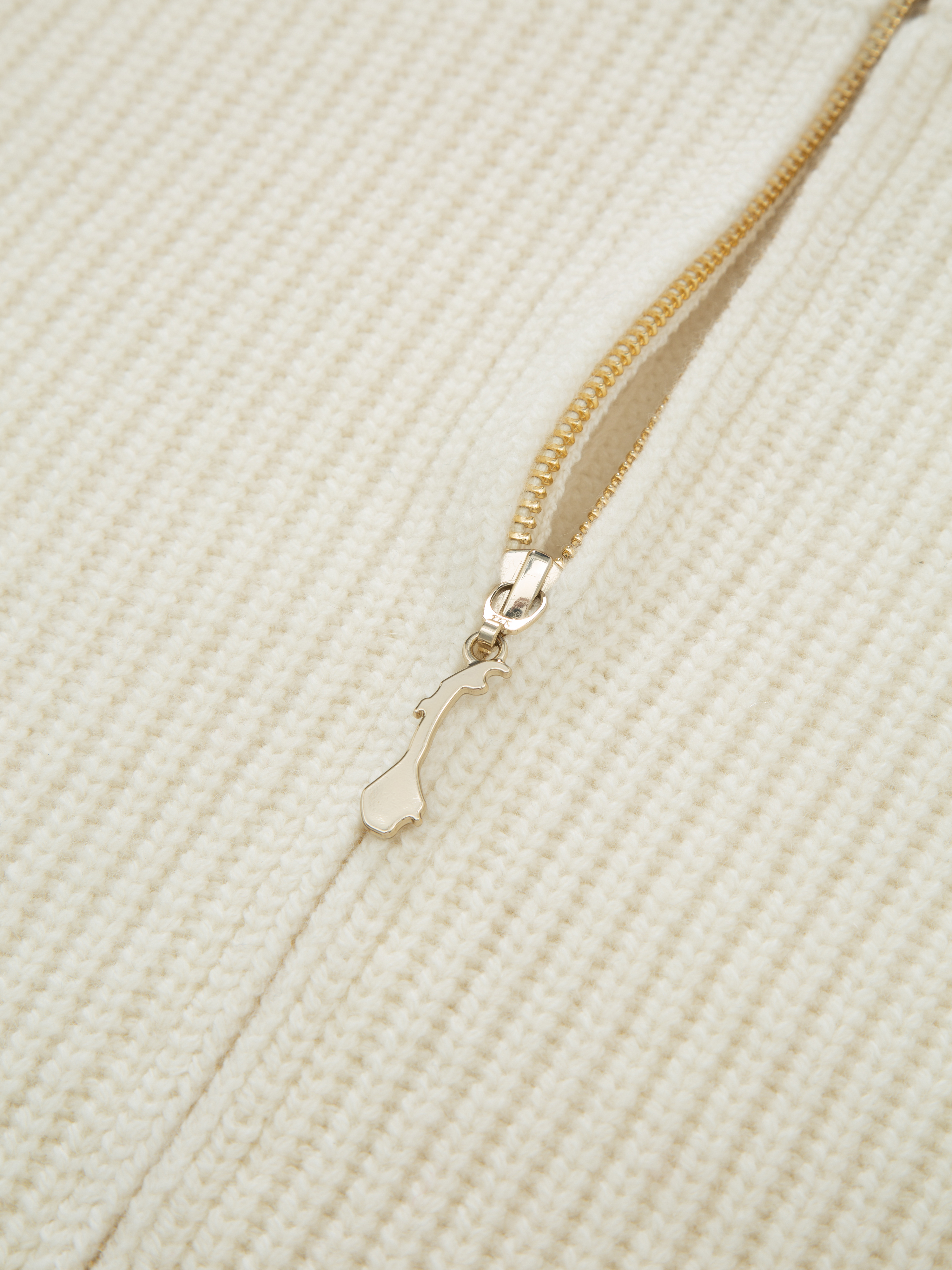 Måtind Strikkejakke  White Swan