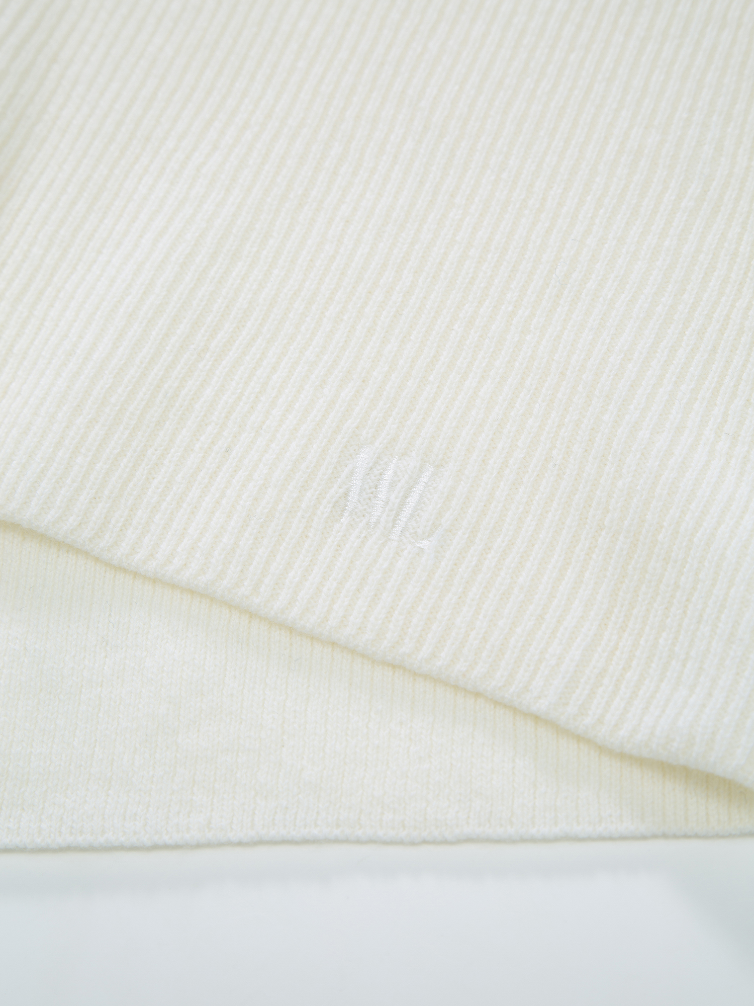 Skudeneshavn Ribbestrikket Shorts  Snow White