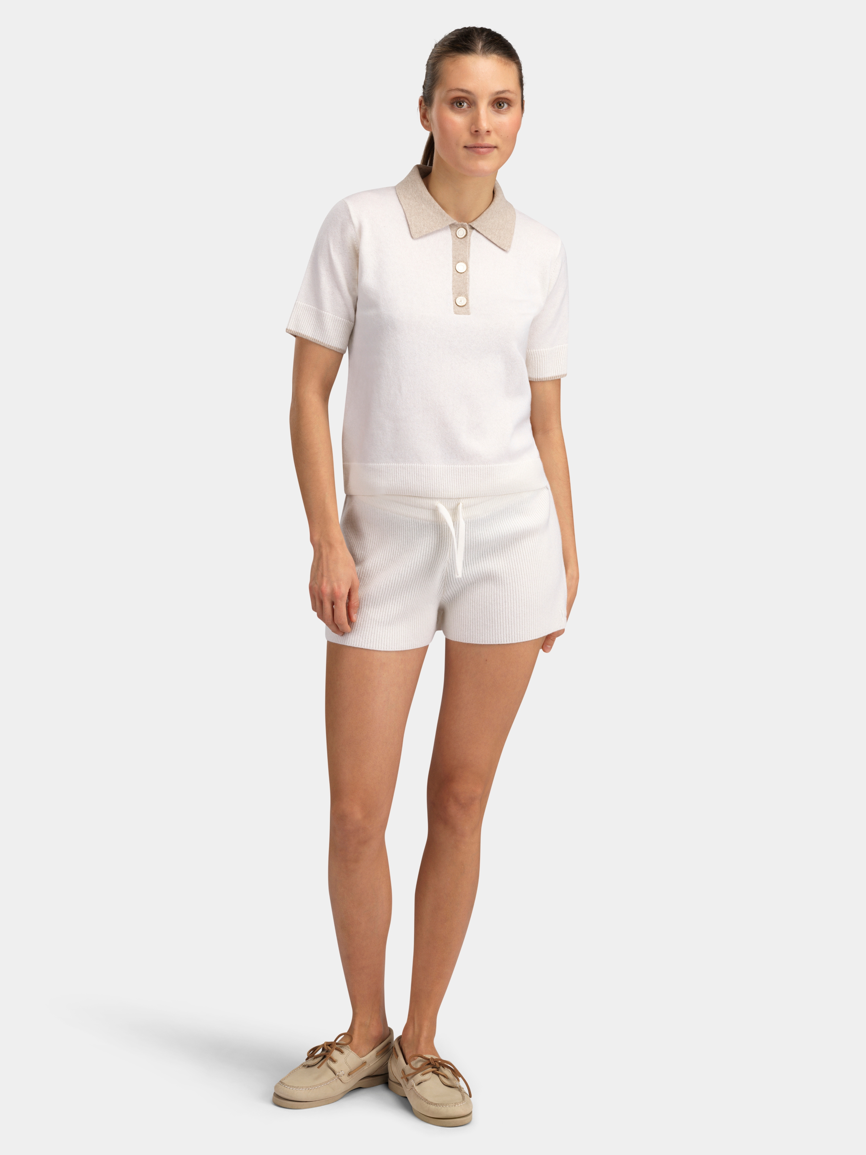 Skudeneshavn Ribbestrikket Shorts  Snow White