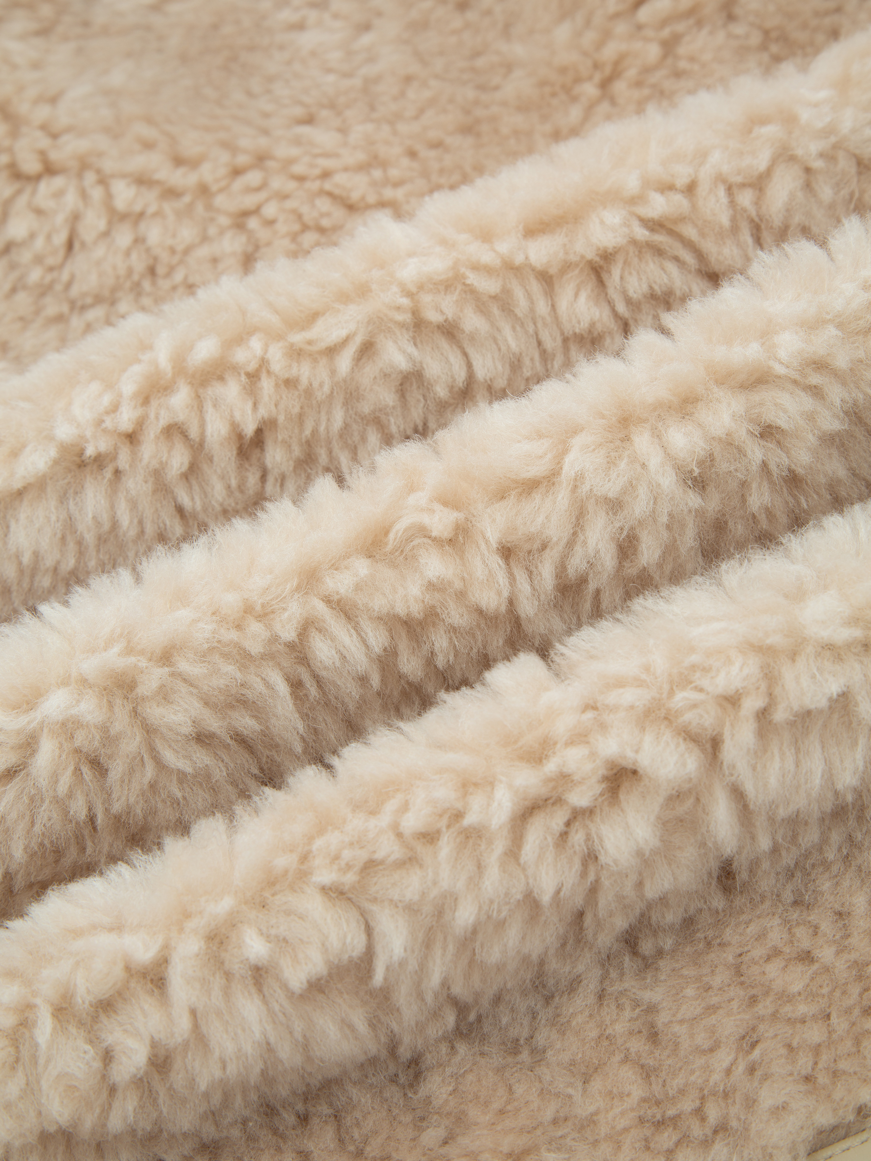 Solbakken Lammeull Vest  Champagne