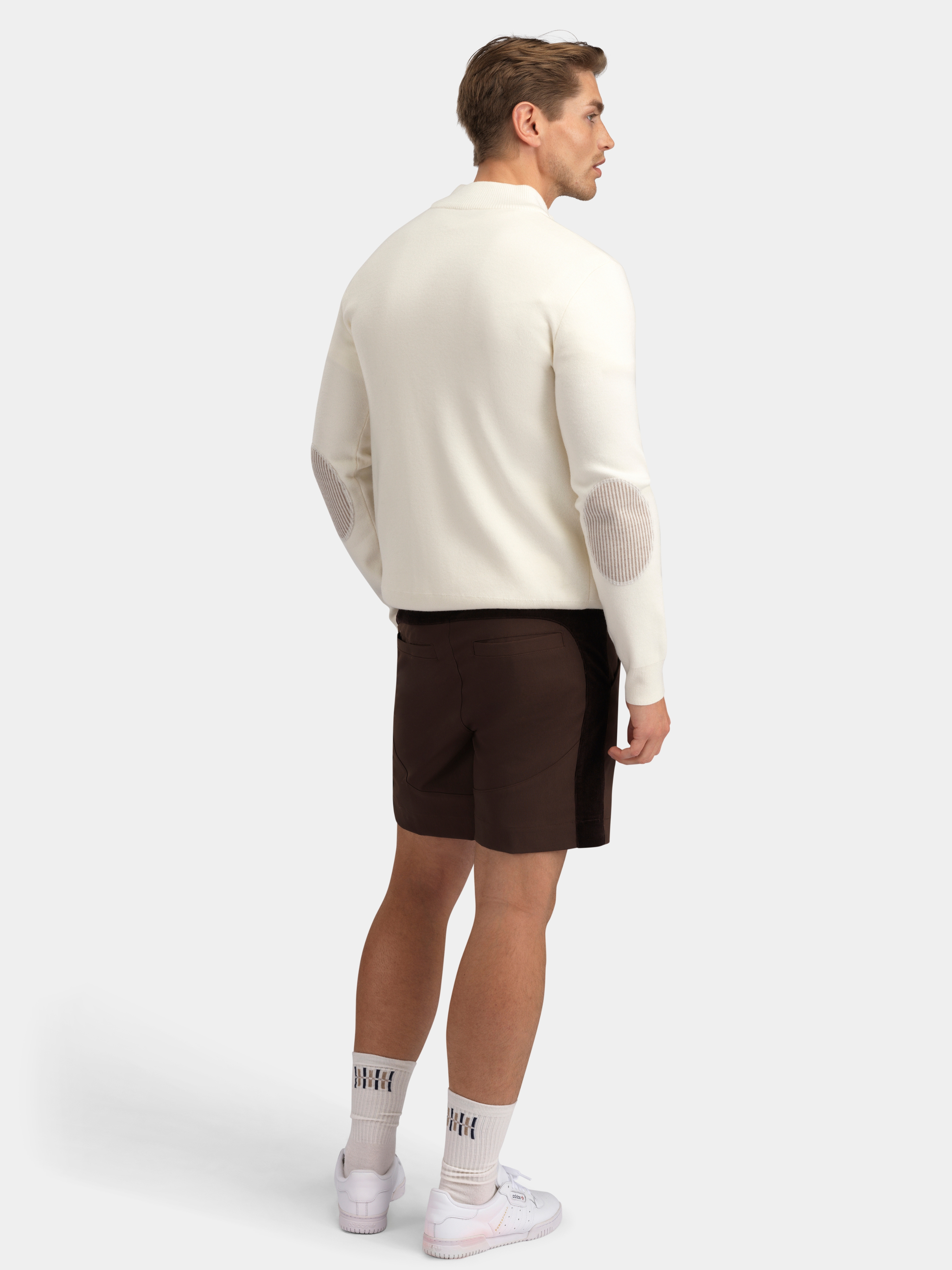 Romsdalseggen Cord Shorts  Hot Fudge