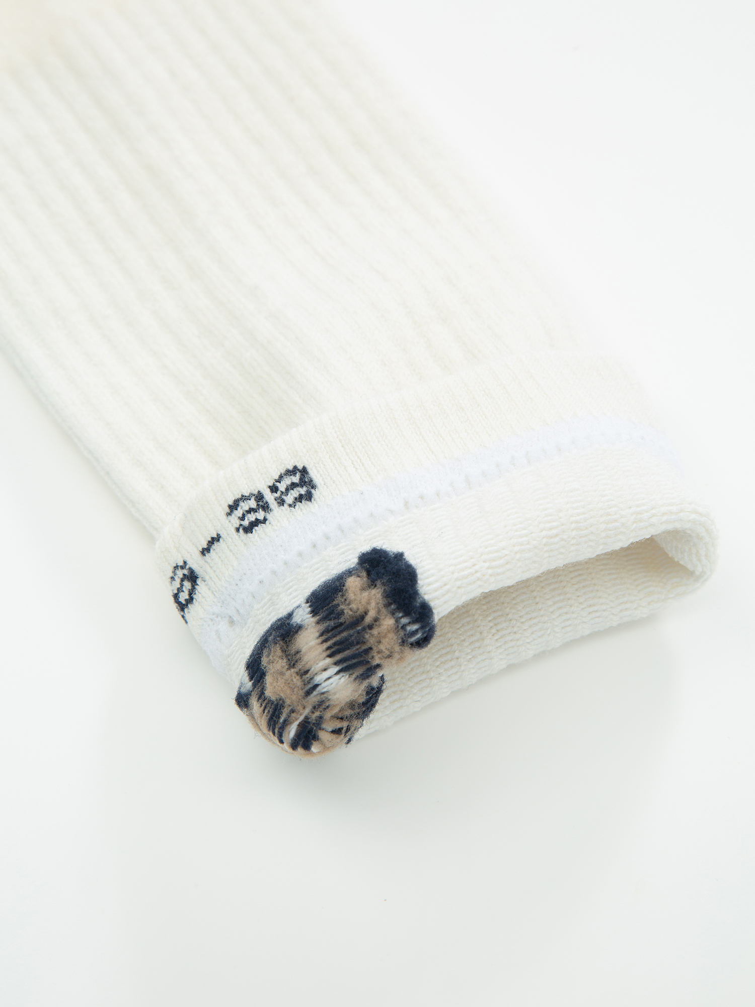 Skutvik Ribbestrikkede Ullsokker Ivory